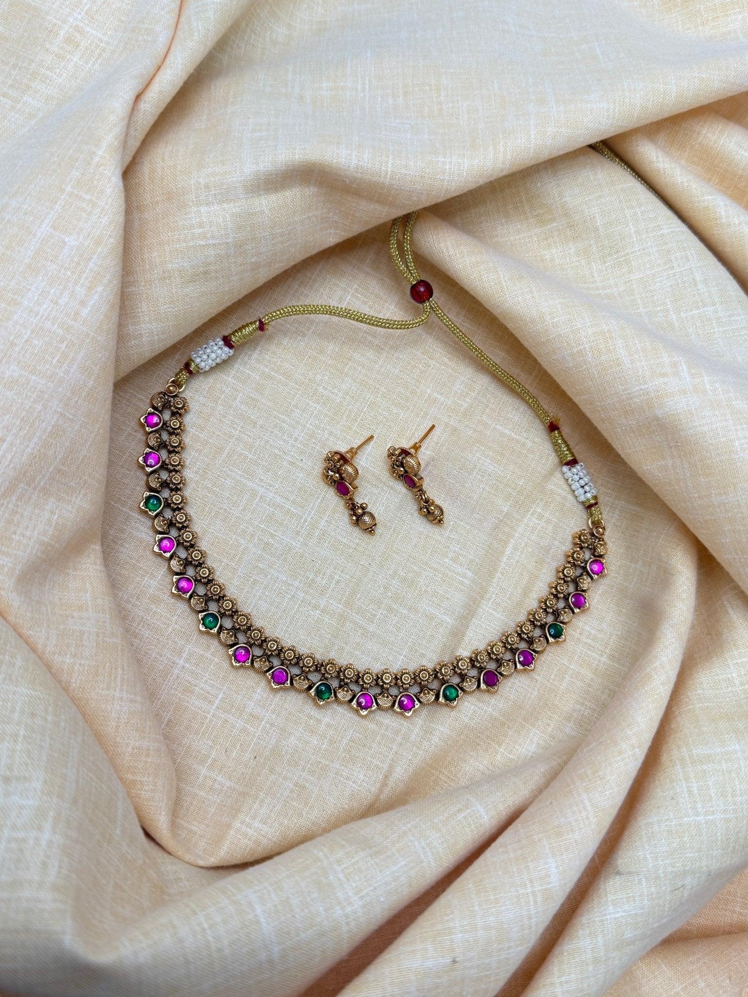 Antique Necklace 0339 - Mahilas