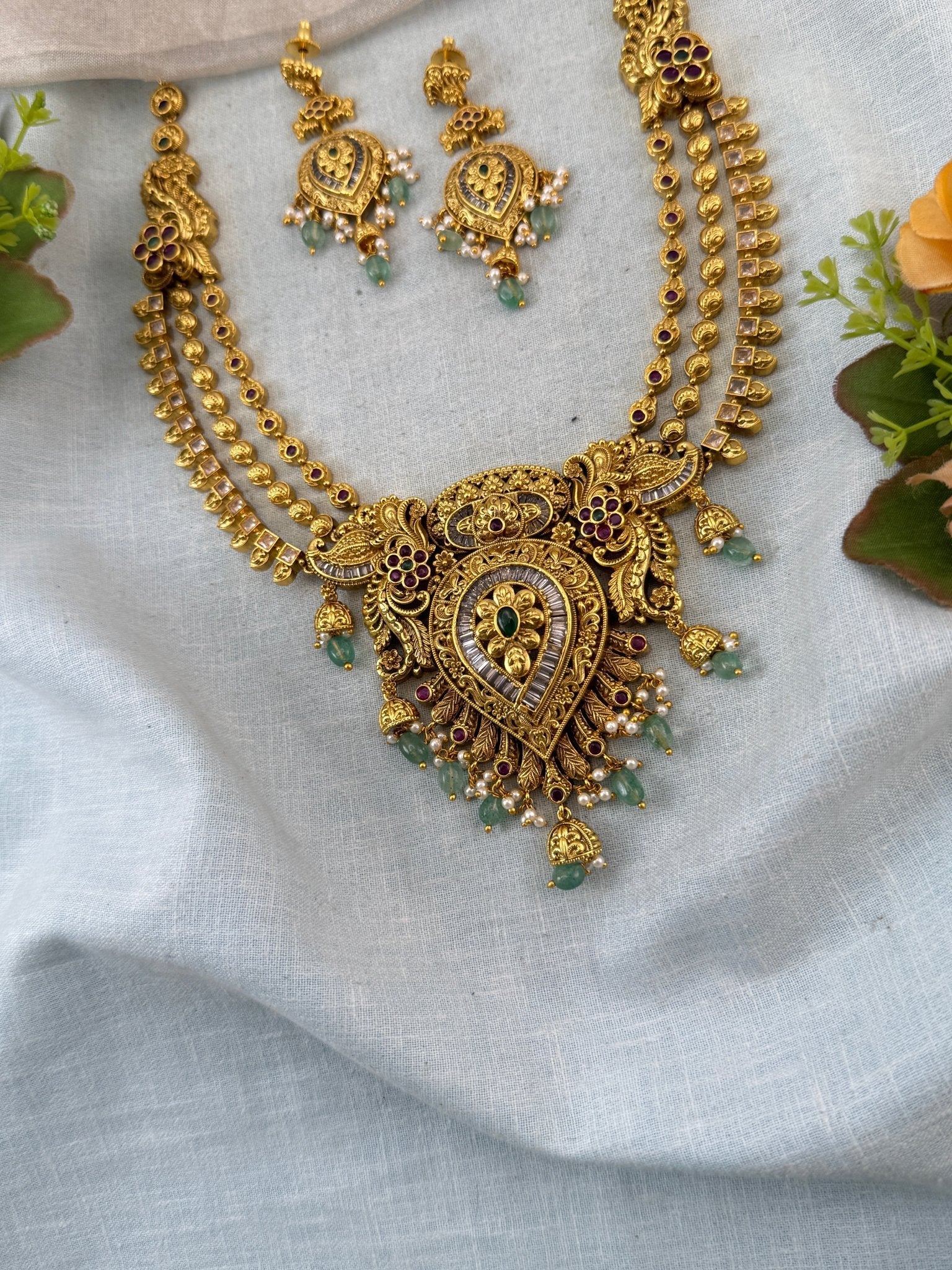 Antique Necklace Peacock Pendant Grand Short Set | N0113 - Mahilas