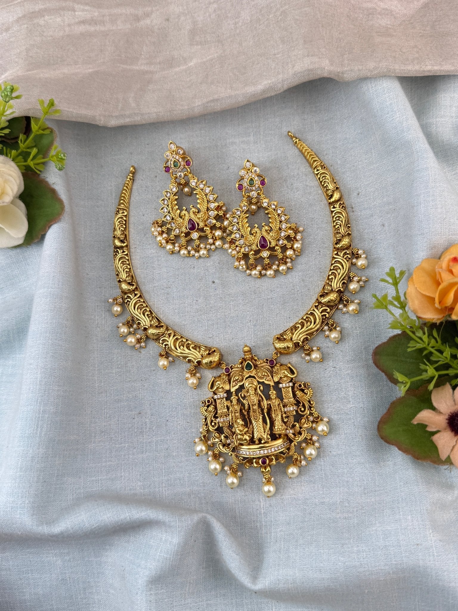 Antique Necklace Ram Parivar Pendant Grand Kanti Set | N0072 - Mahilas