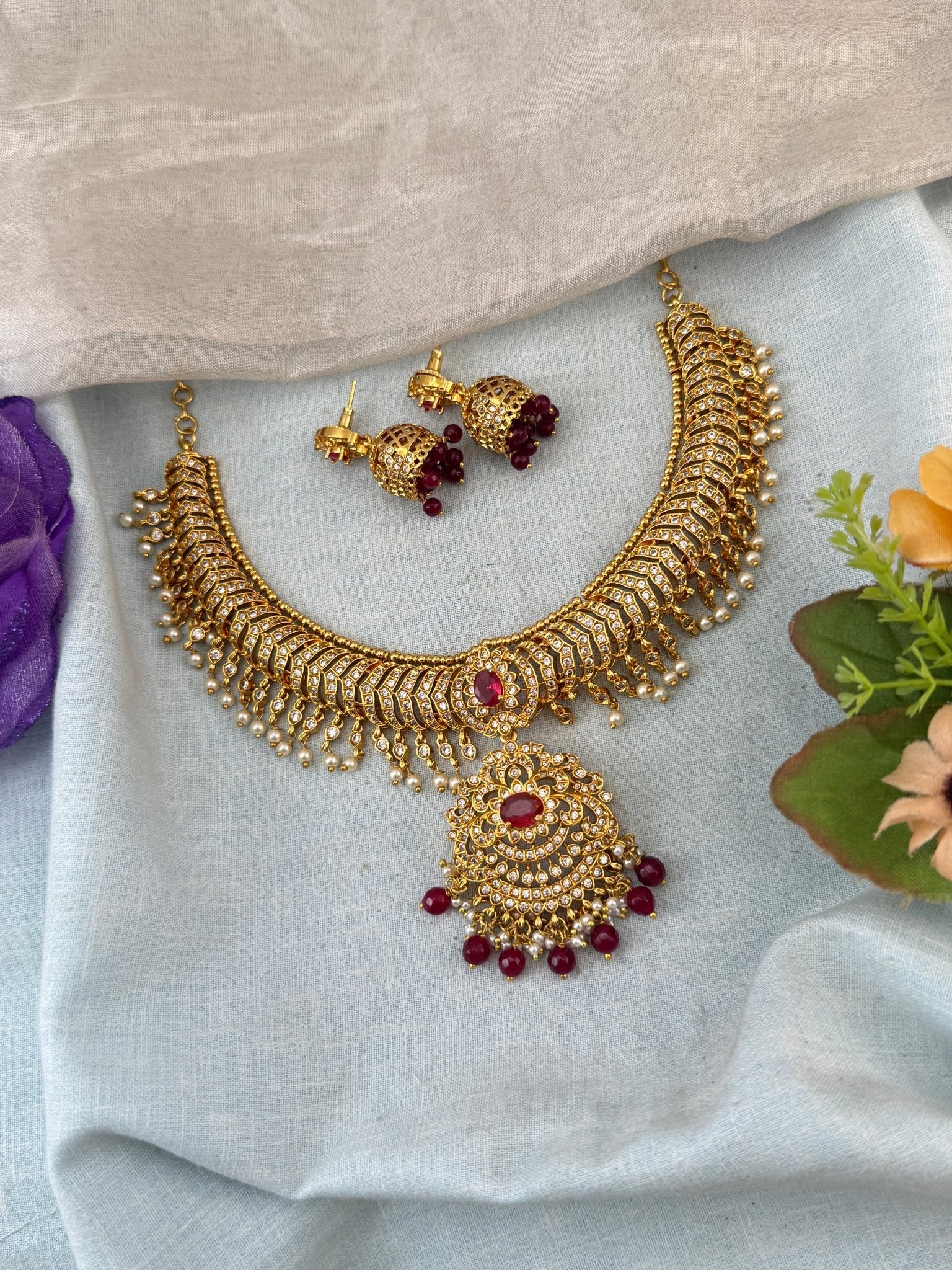 Antique Necklace Stone Pendant Royal Short Set | N0066 - Mahilas