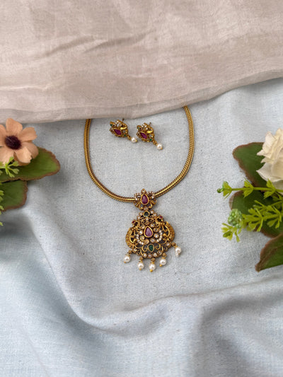 Antique Peacock Pendant Necklace Set | No322 - Mahilas