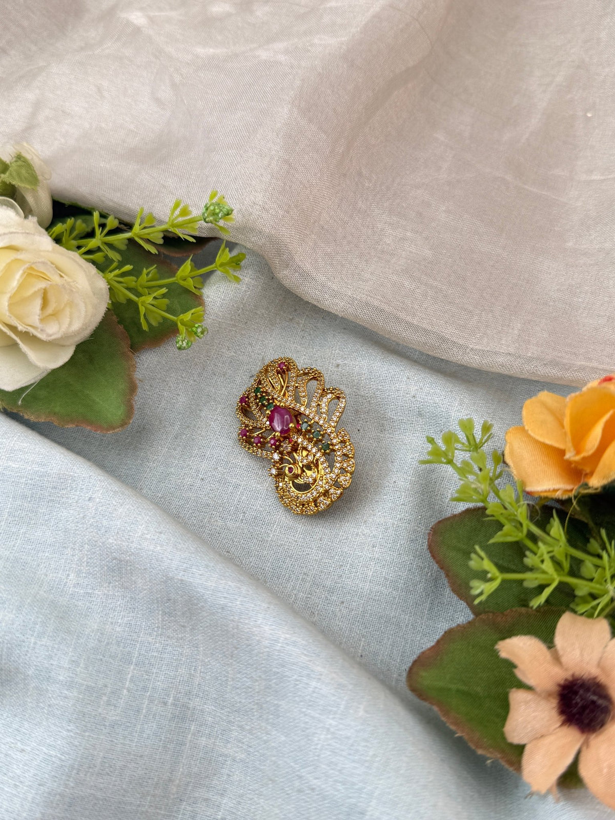Antique Peacock Saree Pin | 017 - Mahilas