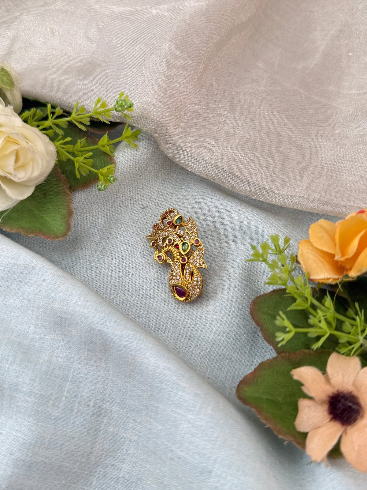 Antique Peacock Saree Pin | 018 - Mahilas