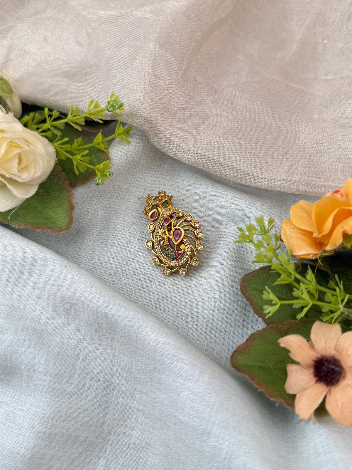 Antique Peacock Saree Pin | 019 - Mahilas