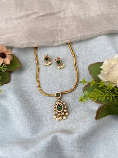 Antique Pendant Necklace Set | No283 - Mahilas