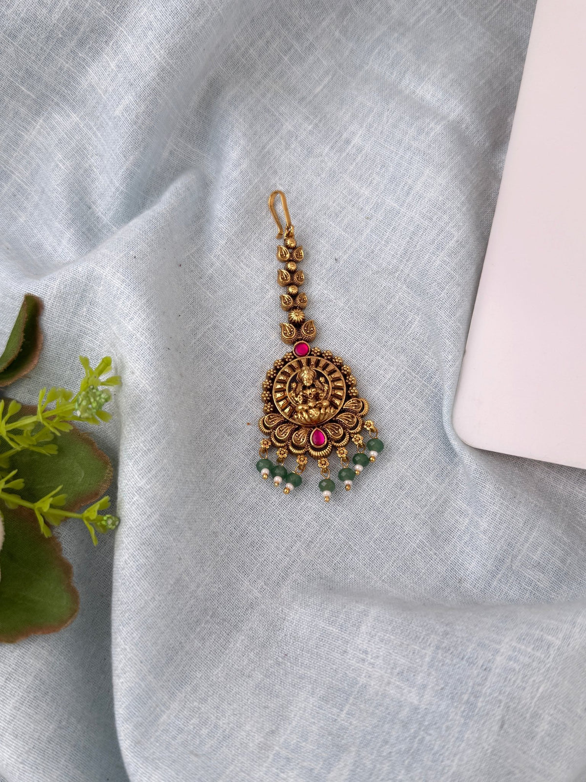 Antique Premium Lakshmi Maang Tikka| M0289 - Mahilas