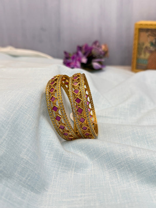 Antique Ruby Stone Bangles 6879 - Mahilas