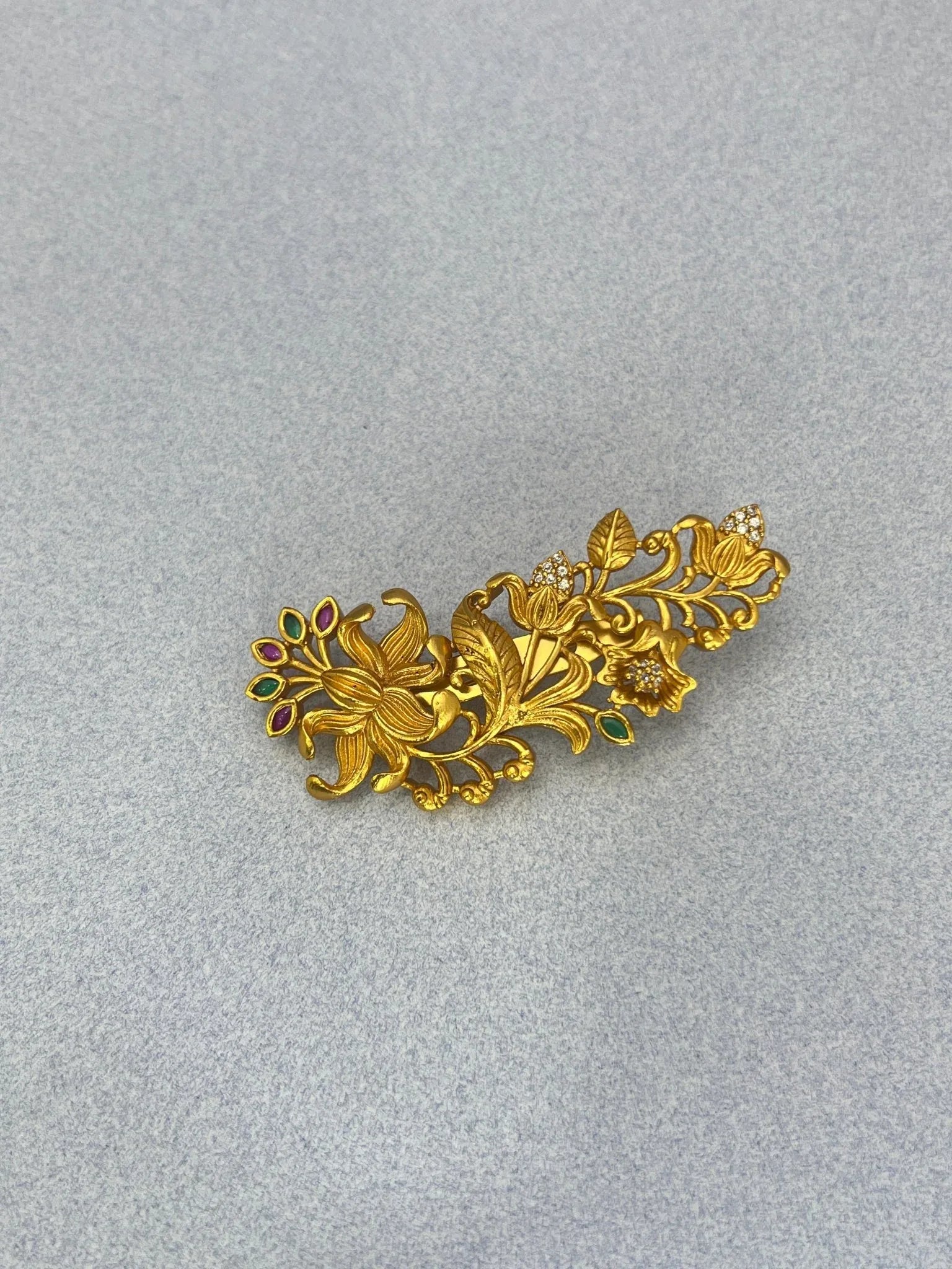 Antique Saree Pin 1076 - Mahilas