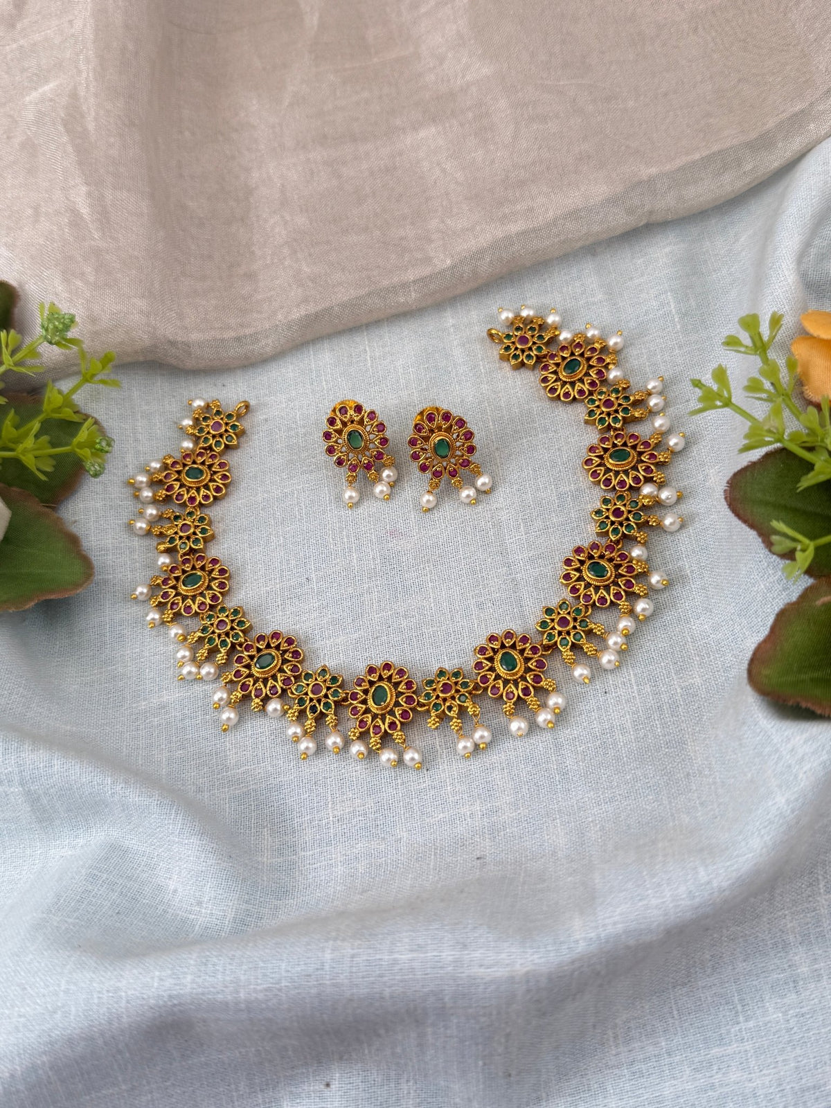 Antique Short Necklace Set N0423 - Mahilas