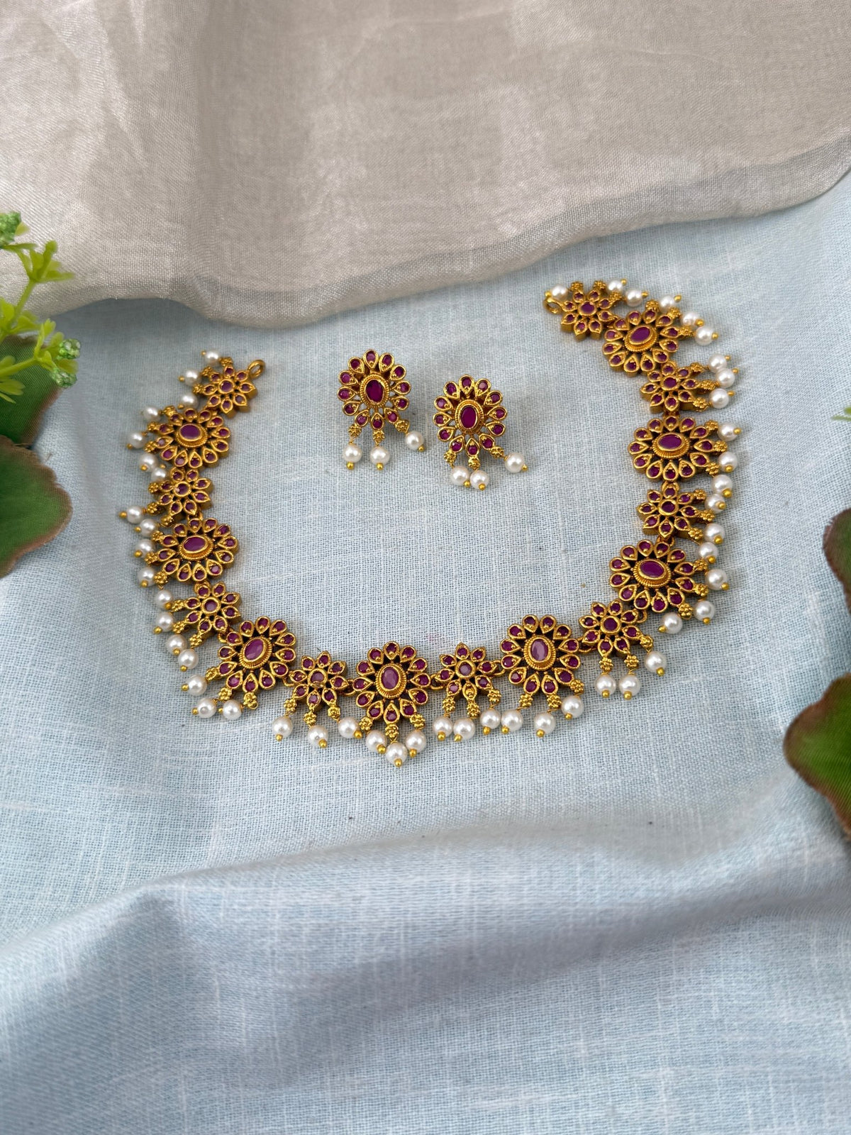 Antique Short Necklace Set N0425 - Mahilas