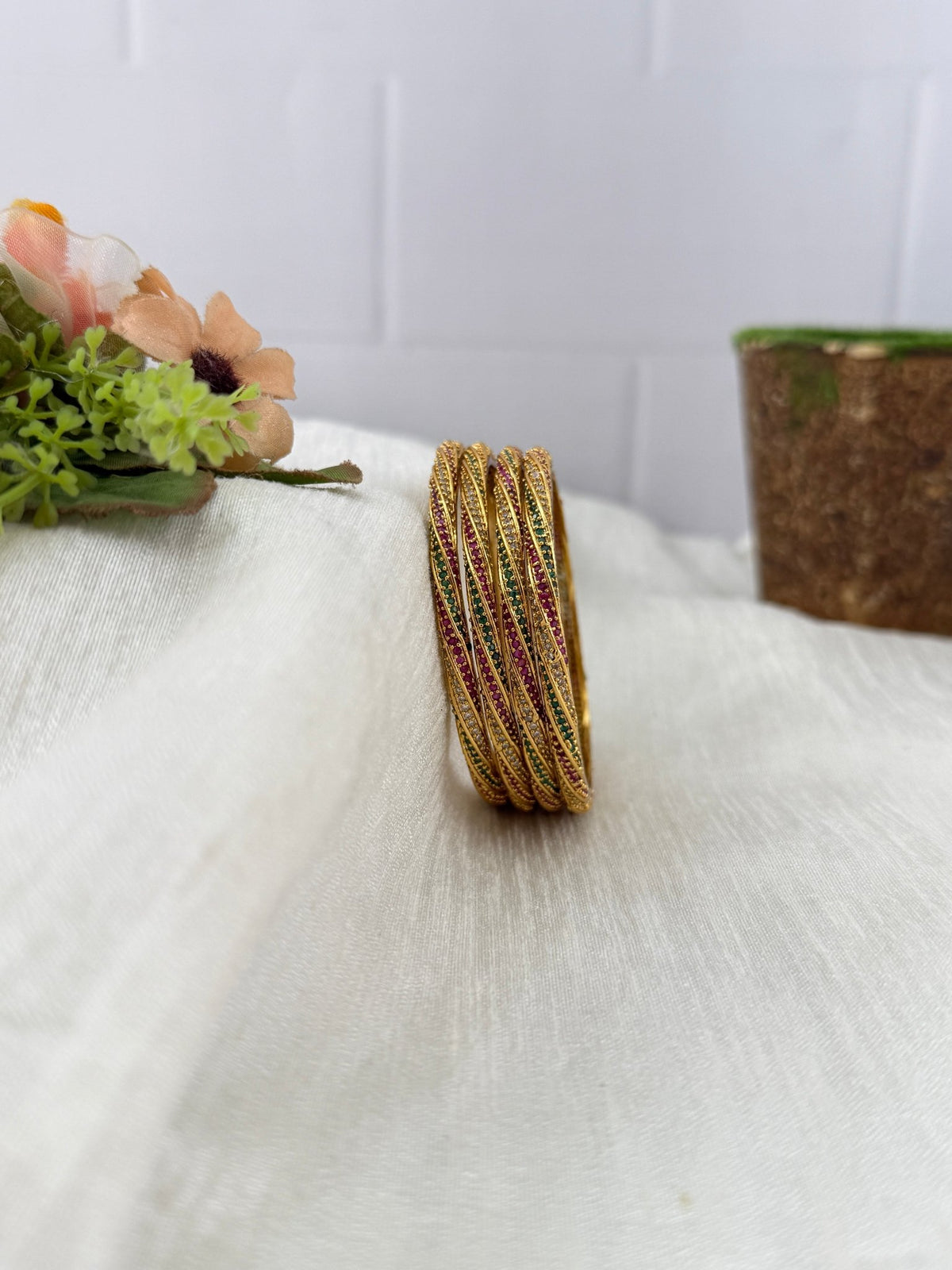 Antique Stone Bangles | Set of 4 | 034 - Mahilas