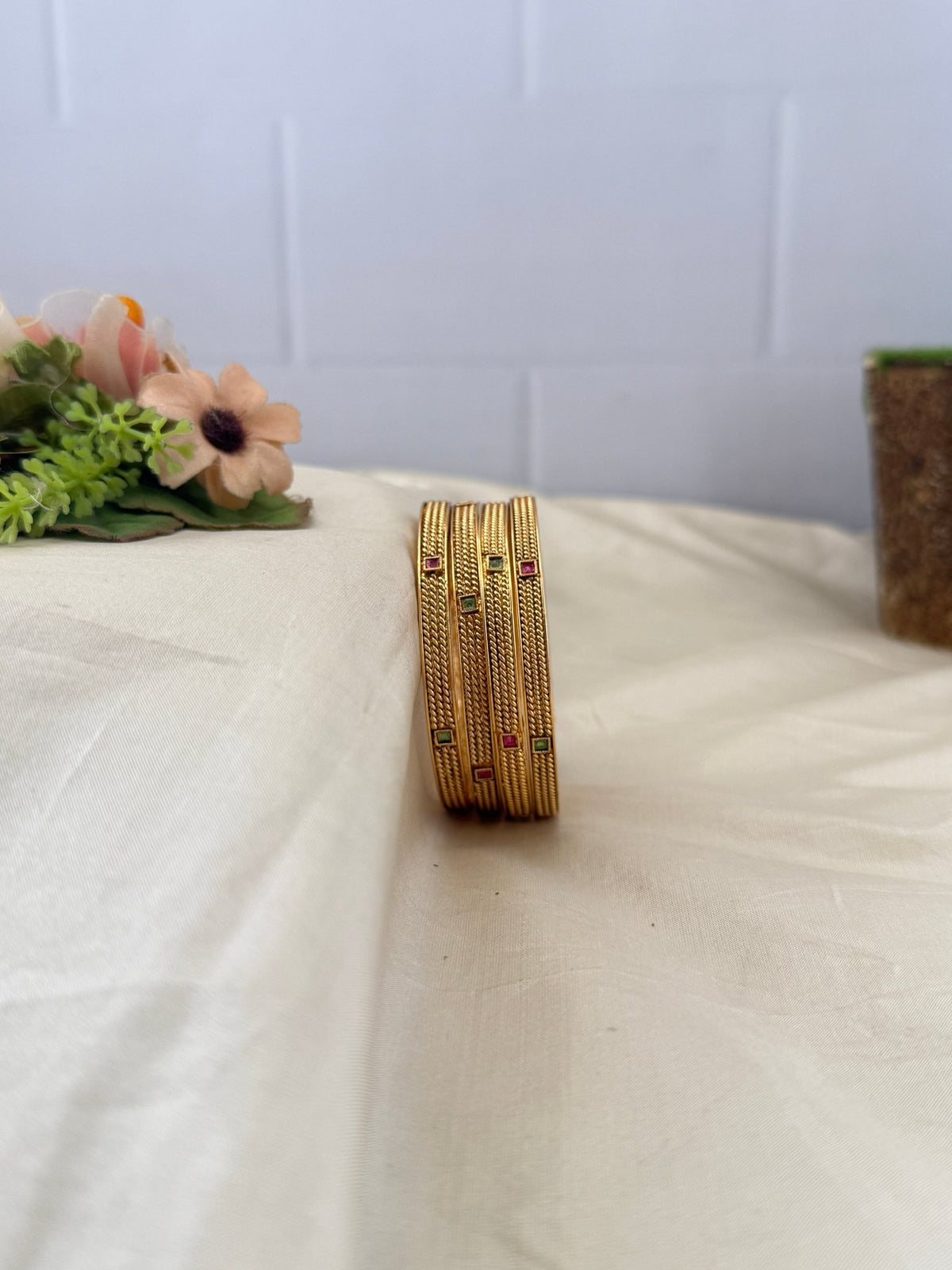 Antique Stone Bangles | Set of 4 | B0151 - Mahilas