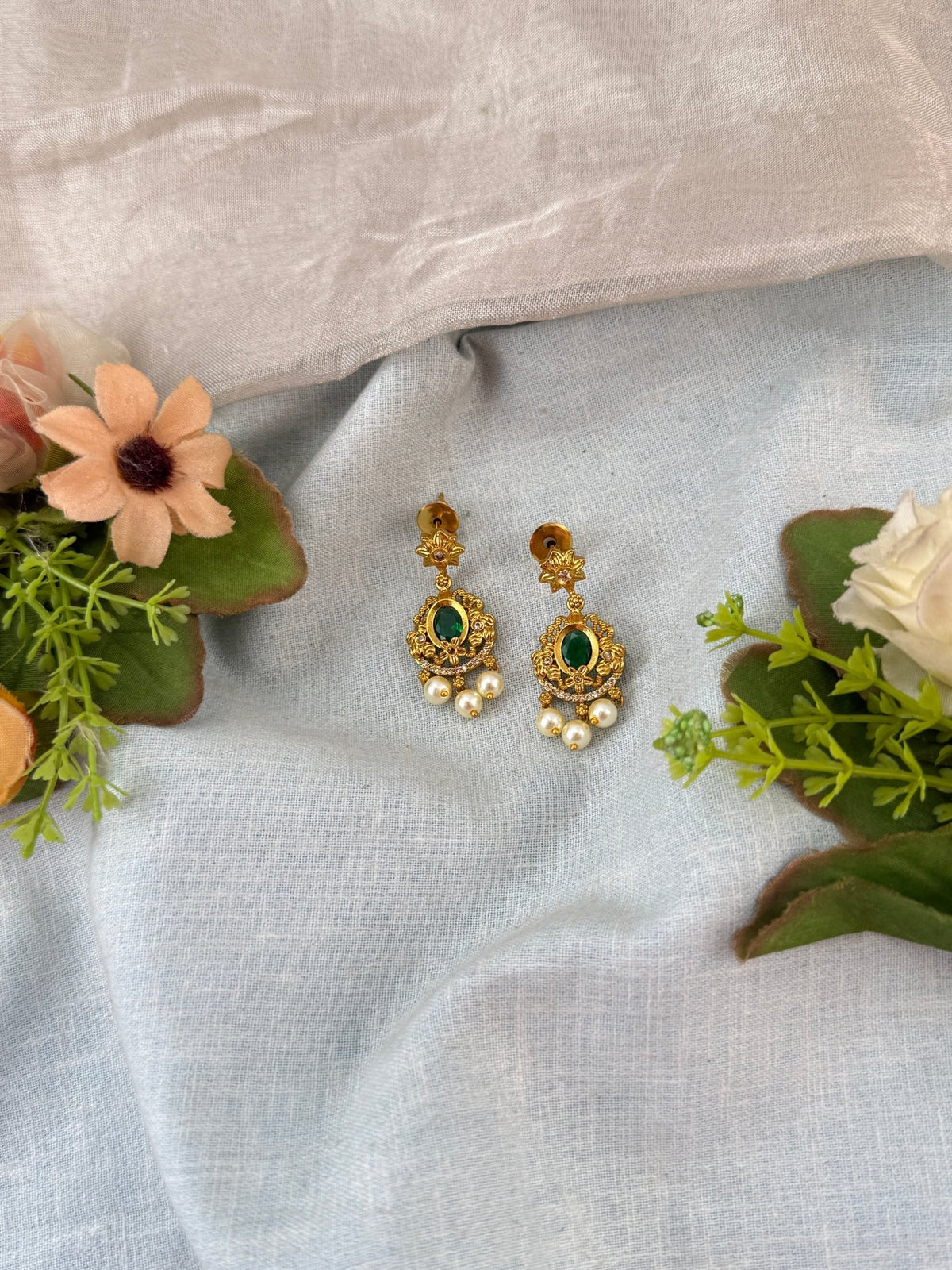 Antique Stone Hanging Earring | 089 - Mahilas