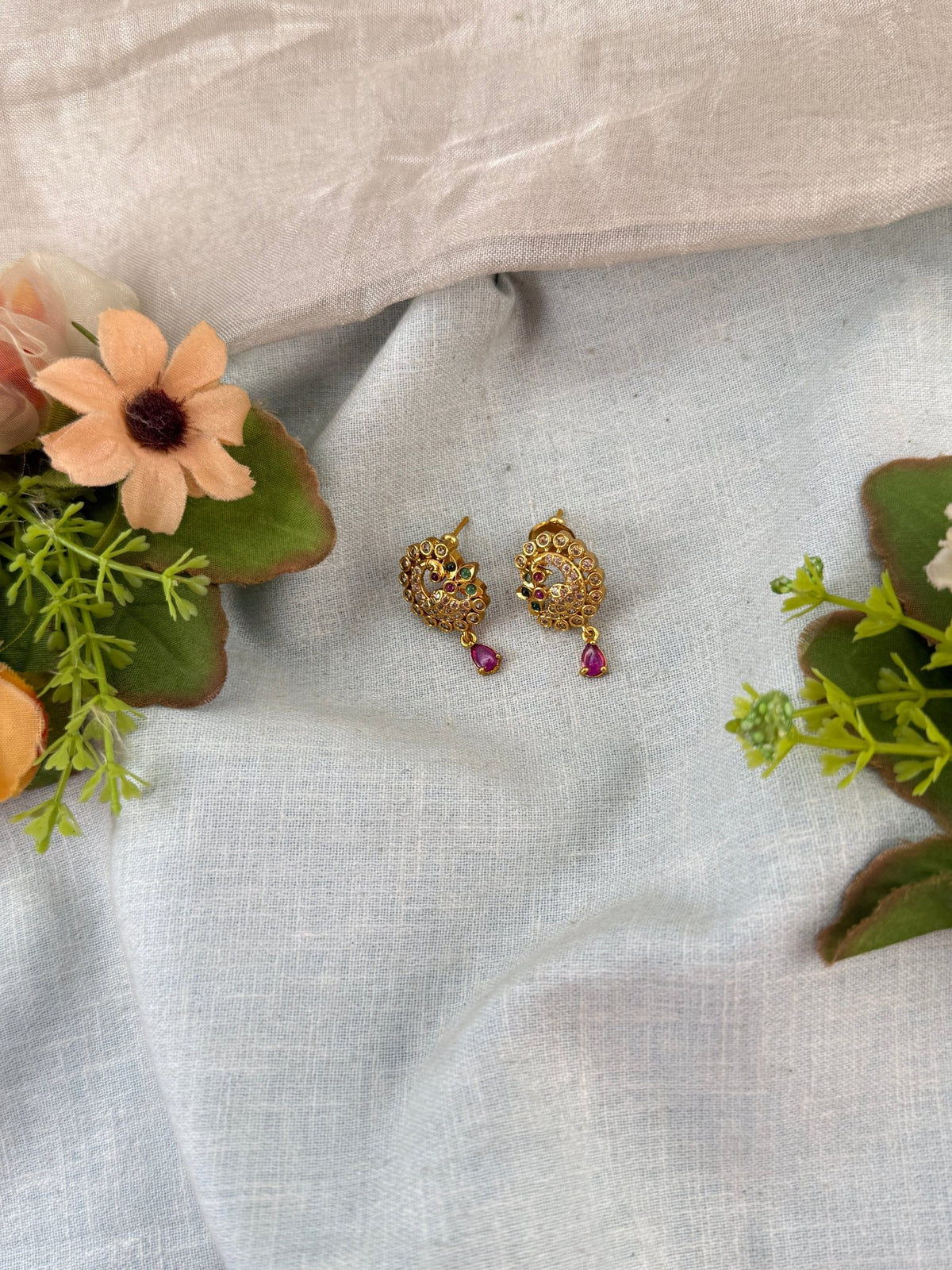 Antique Stone Peacock Stud Earring | 091 - Mahilas