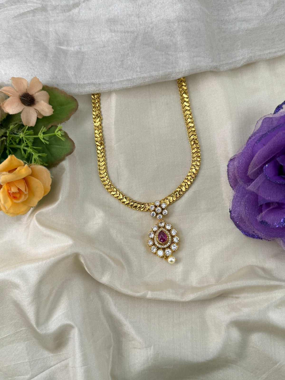 Antique Stone Pendant Necklace | 066 - Mahilas