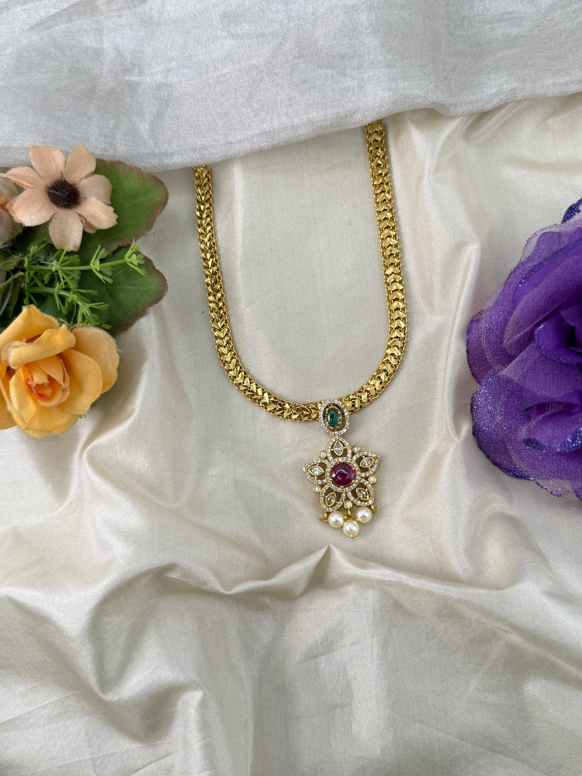 Antique Stone Pendant Necklace | 067 - Mahilas