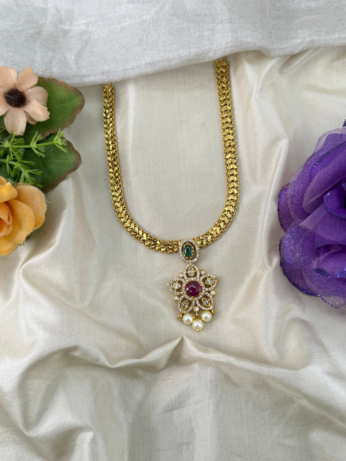 Antique Stone Pendant Necklace | 067 - Mahilas
