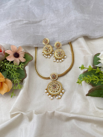 Antique Stone Pendant Short Necklace Set | No284 - Mahilas