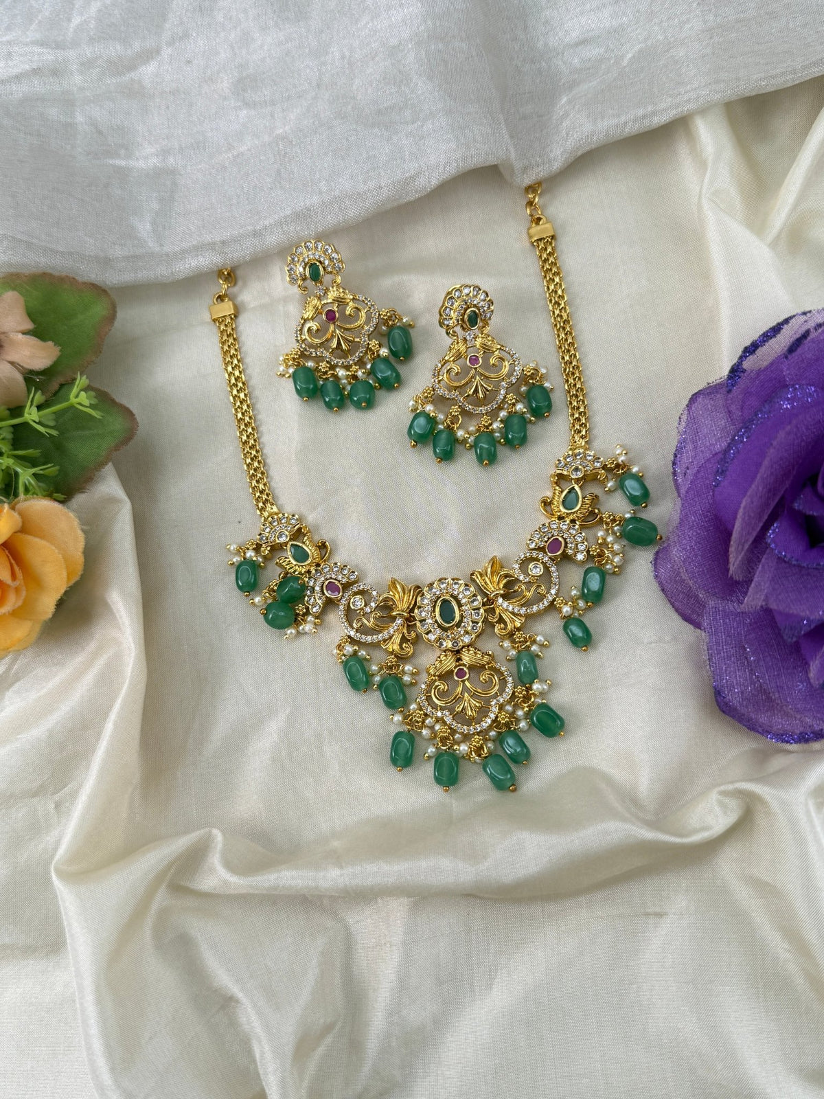 Antique Stone Short Necklace Set | 061 - Mahilas