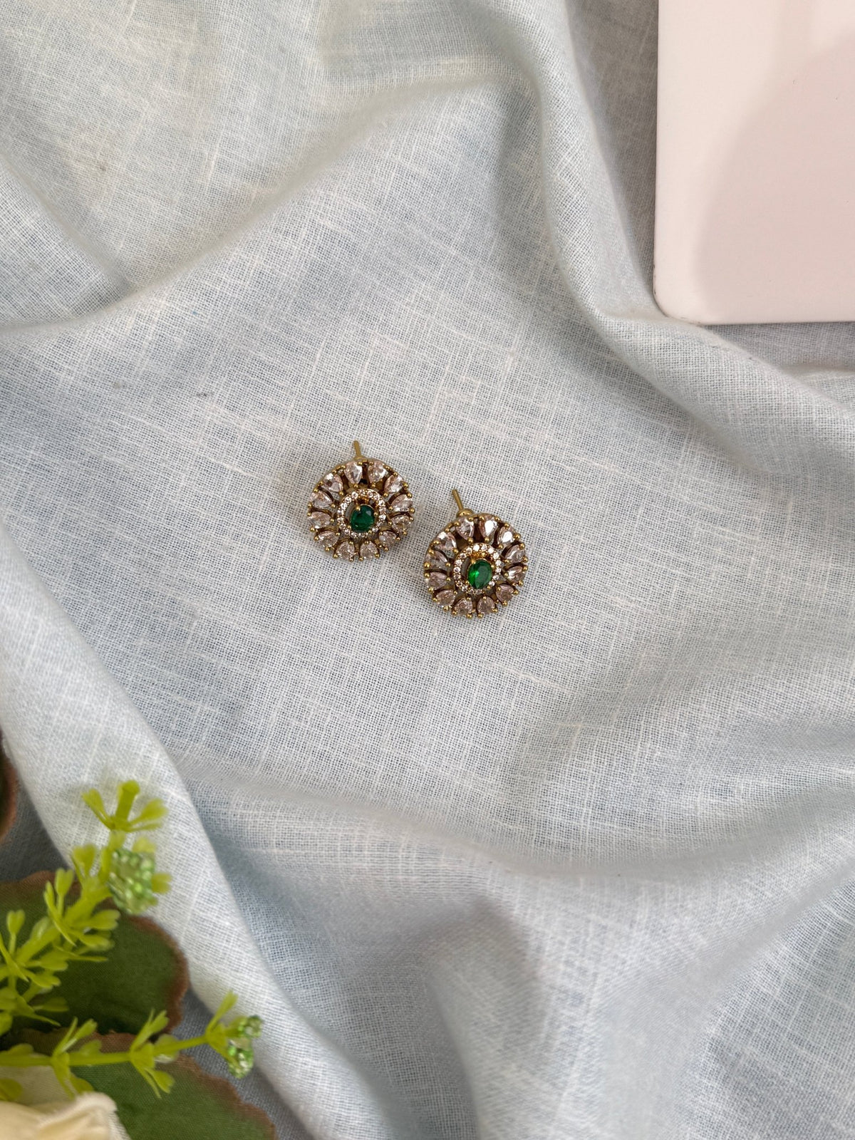 Antique Stone Stud Earrings | E0288A - Mahilas