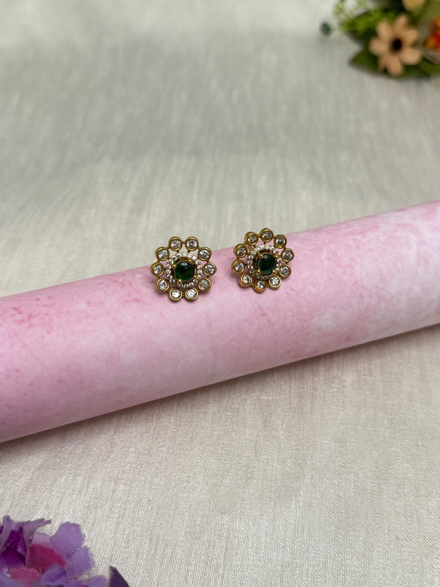 Antique Stud Earrings 0203 - Mahilas