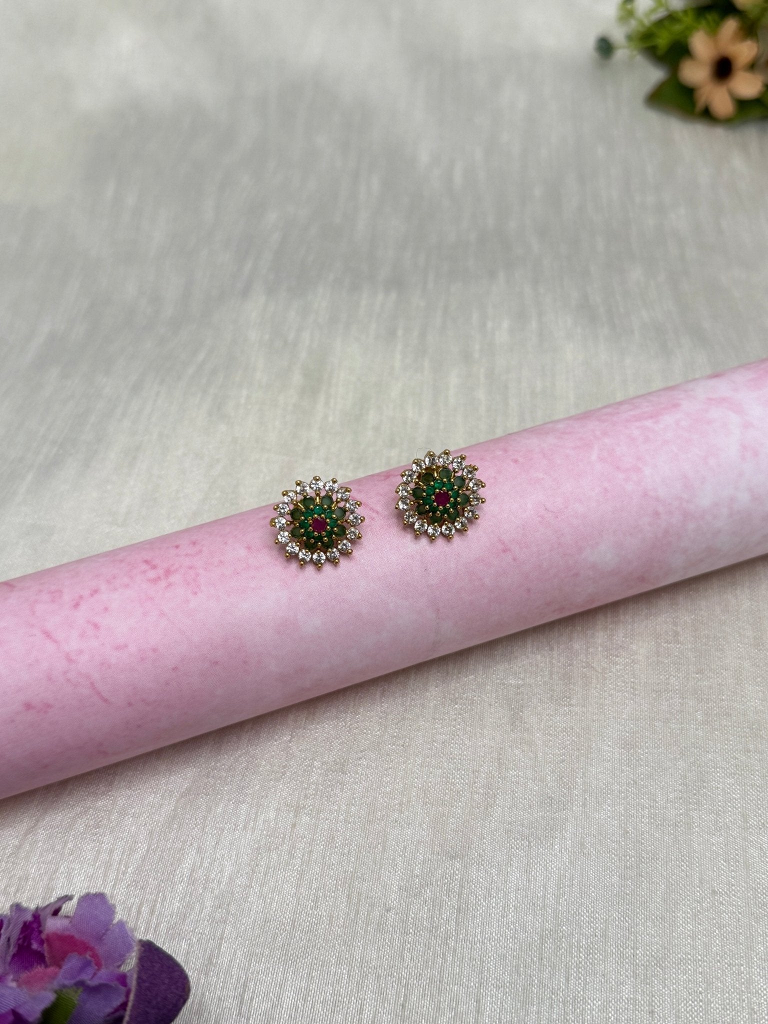 Antique Stud Earrings 0237 - Mahilas