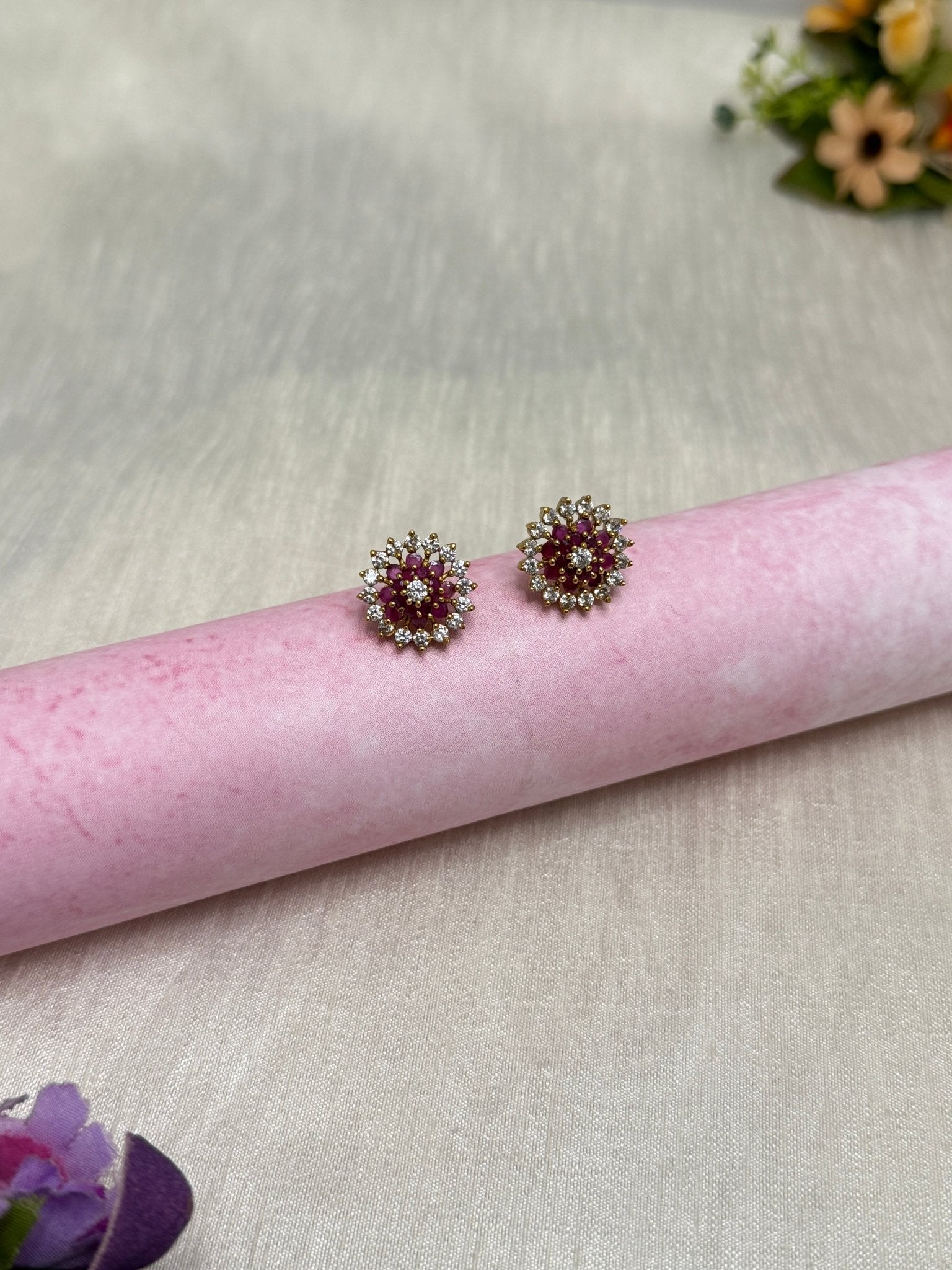 Antique Stud Earrings 0238 - Mahilas
