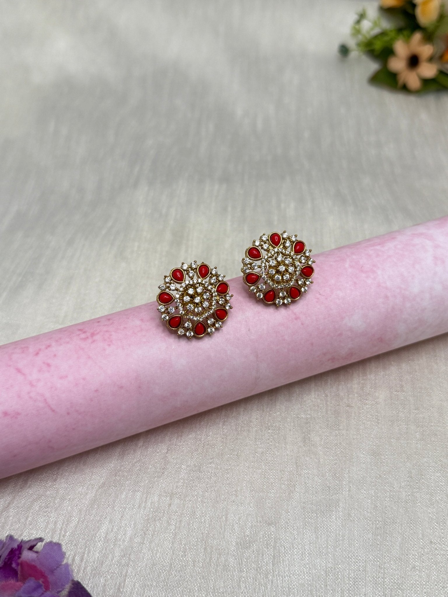 Antique Stud Earrings 0249 - Mahilas