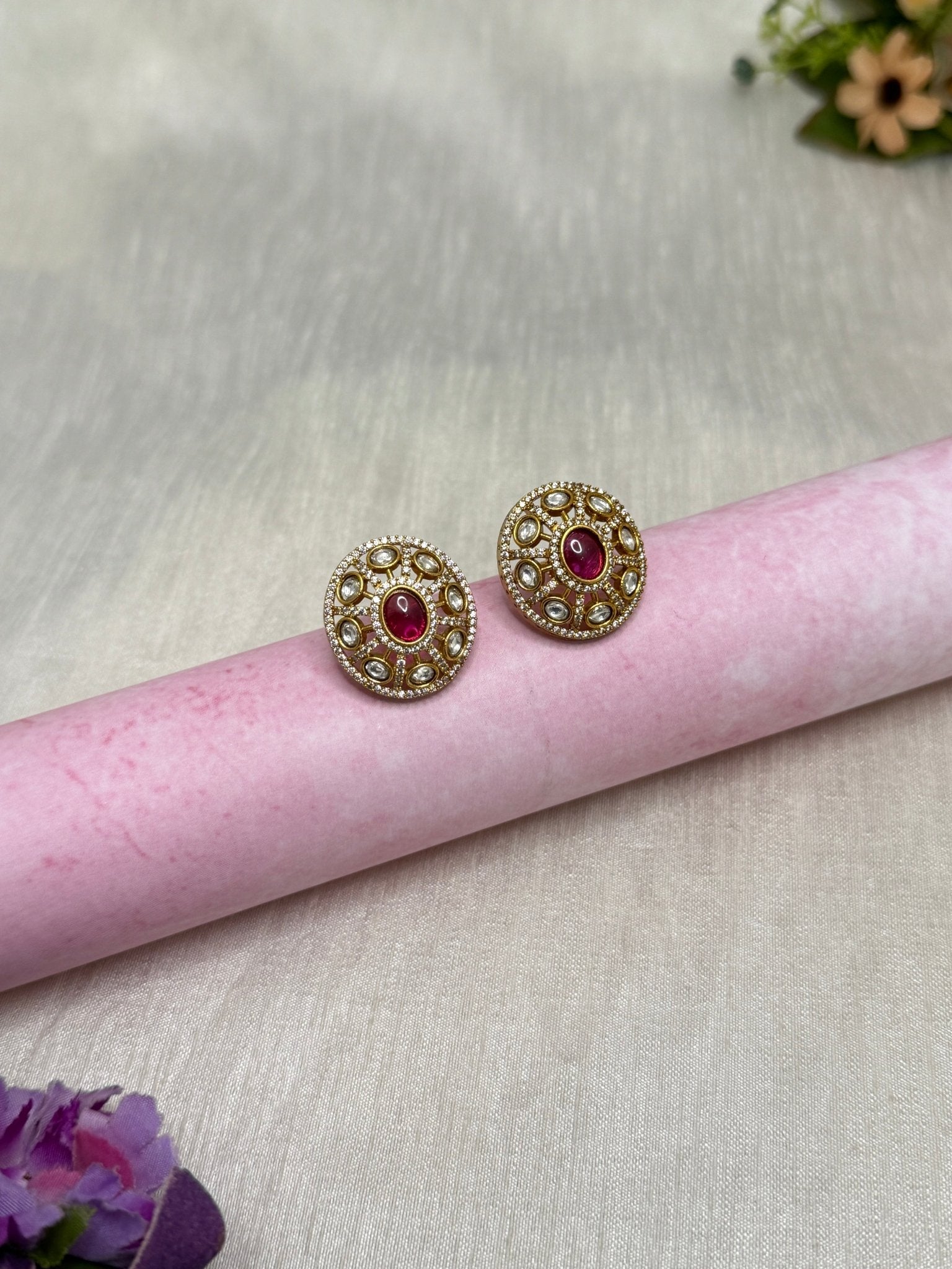 Antique Stud Earrings 0251 - Mahilas