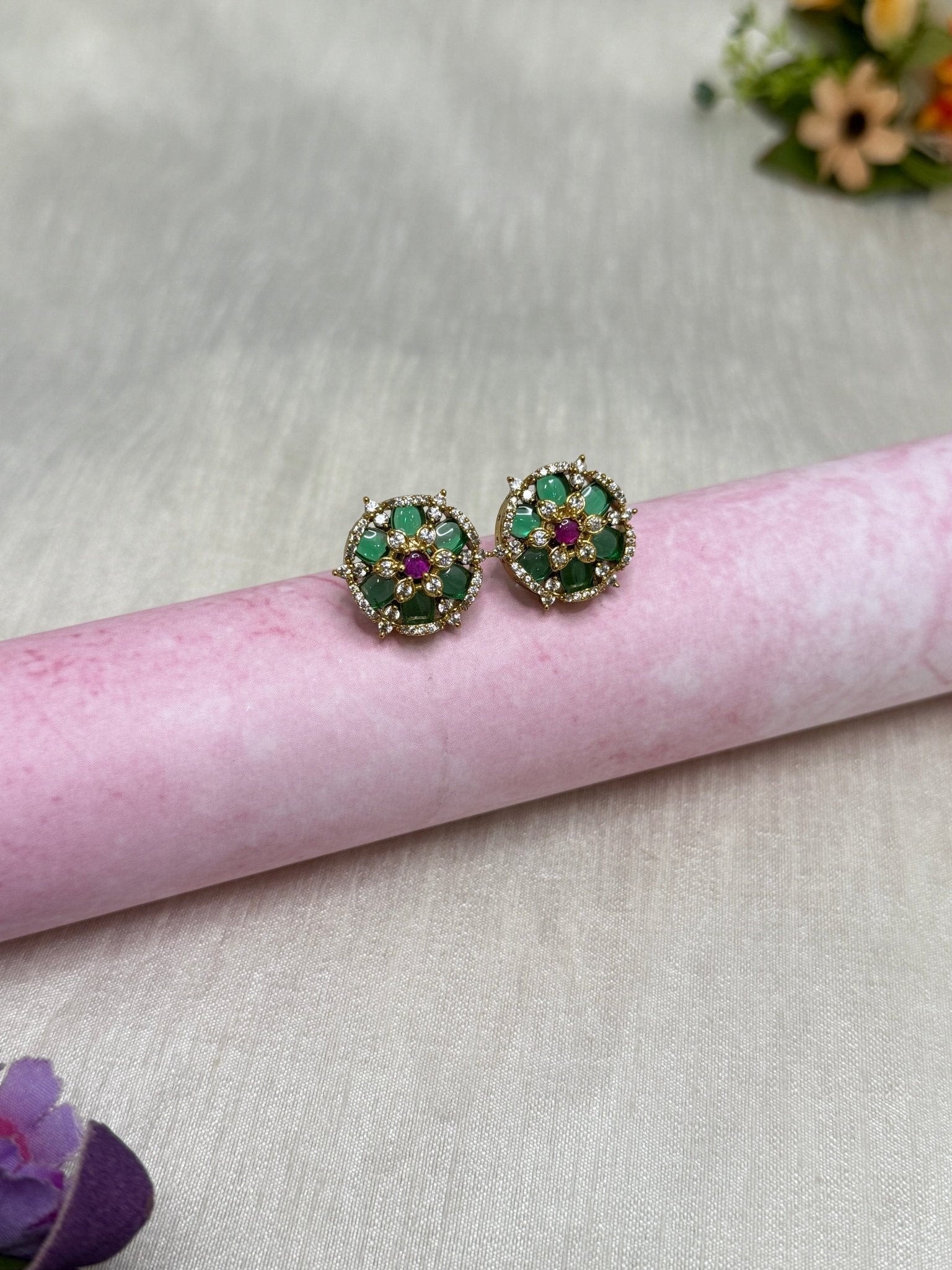 Antique Stud Earrings 0257 - Mahilas