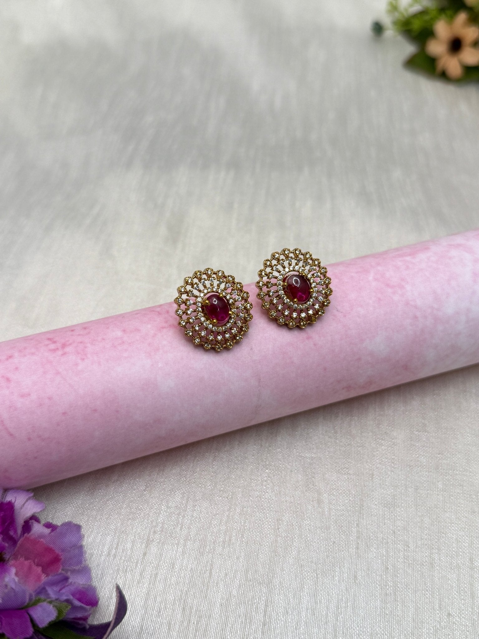 Antique Stud Earrings 0280 - Mahilas