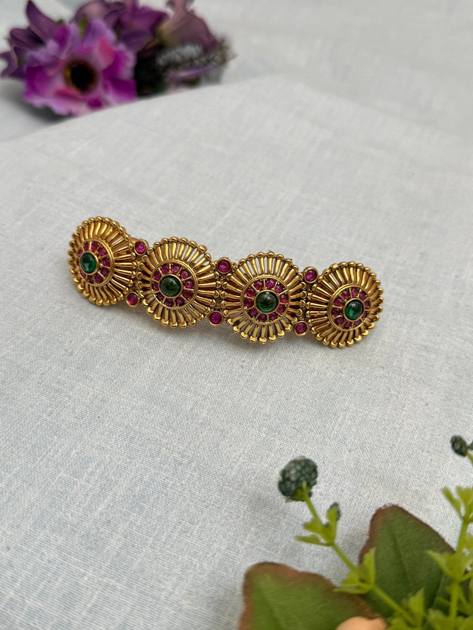 Designer Antique Hair Clip 115 - Mahilas