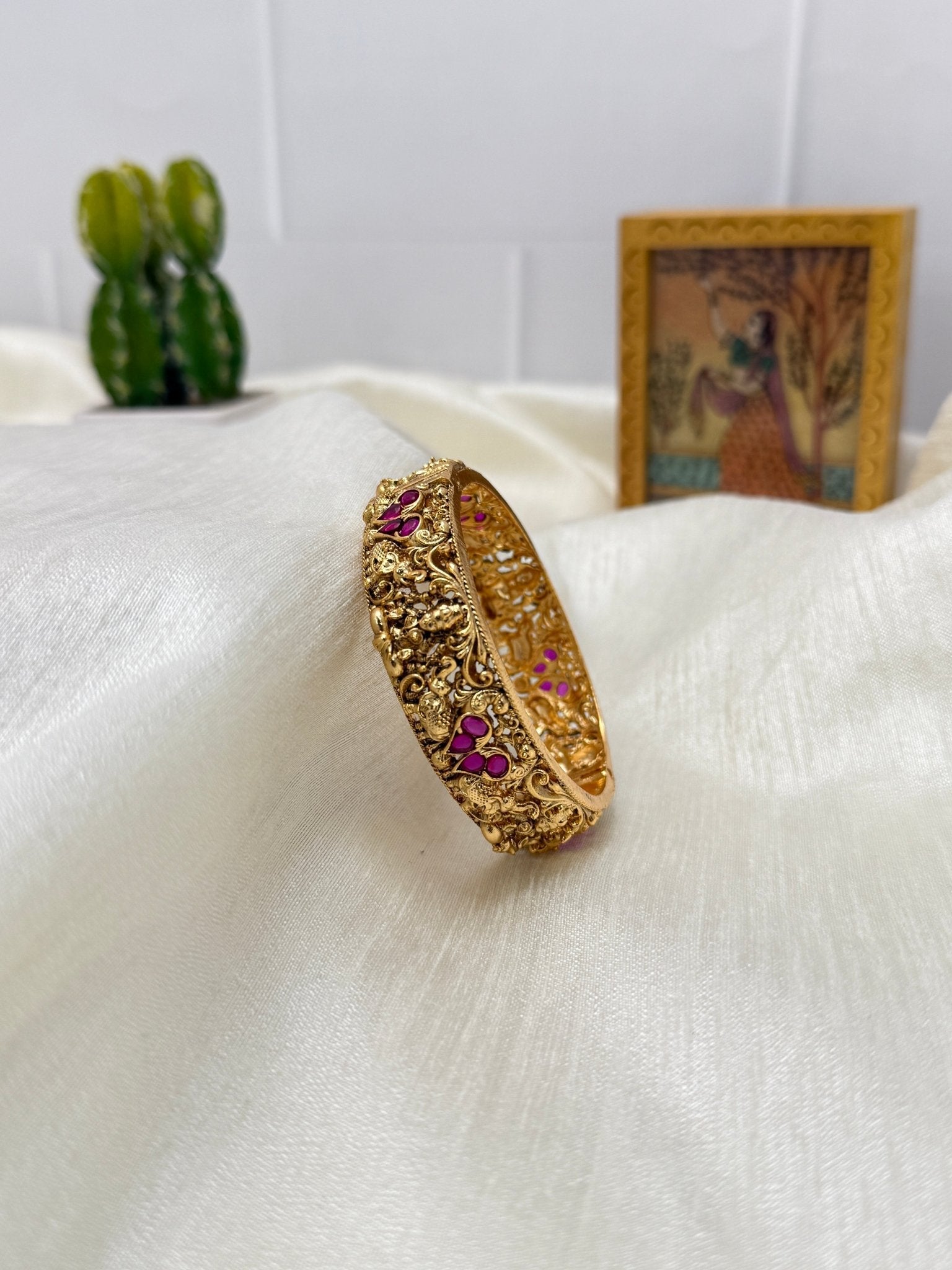 Designer Antique Kada Bangle 6895 - Mahilas