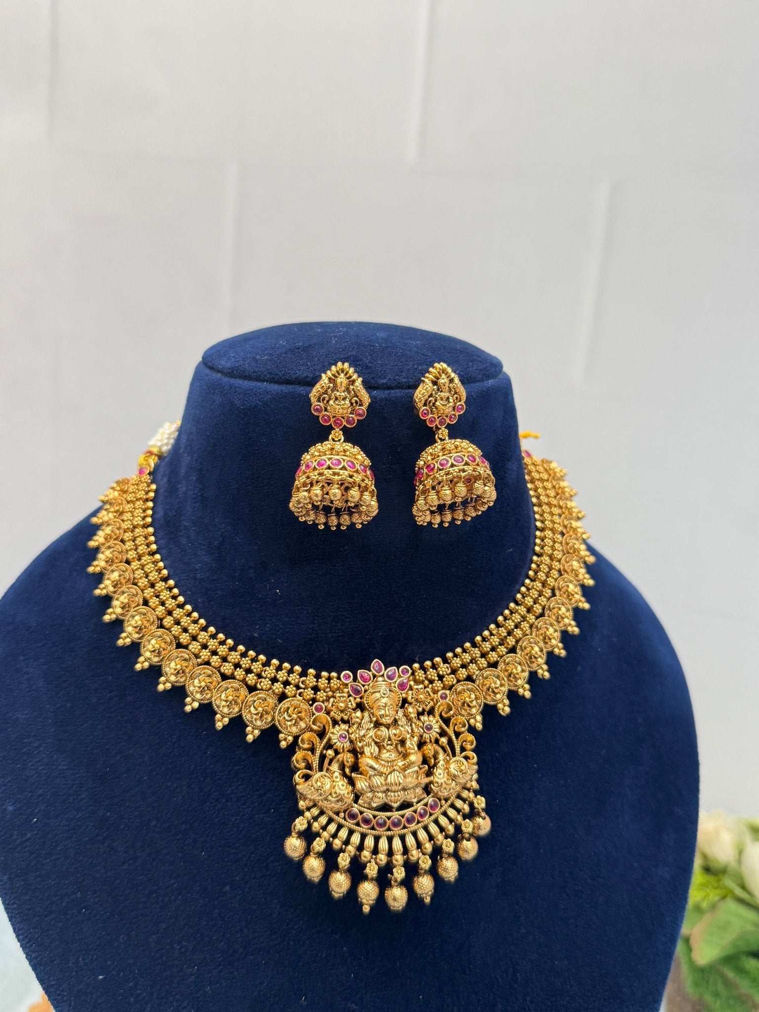 Designer Antique Necklace Set 403 - Mahilas