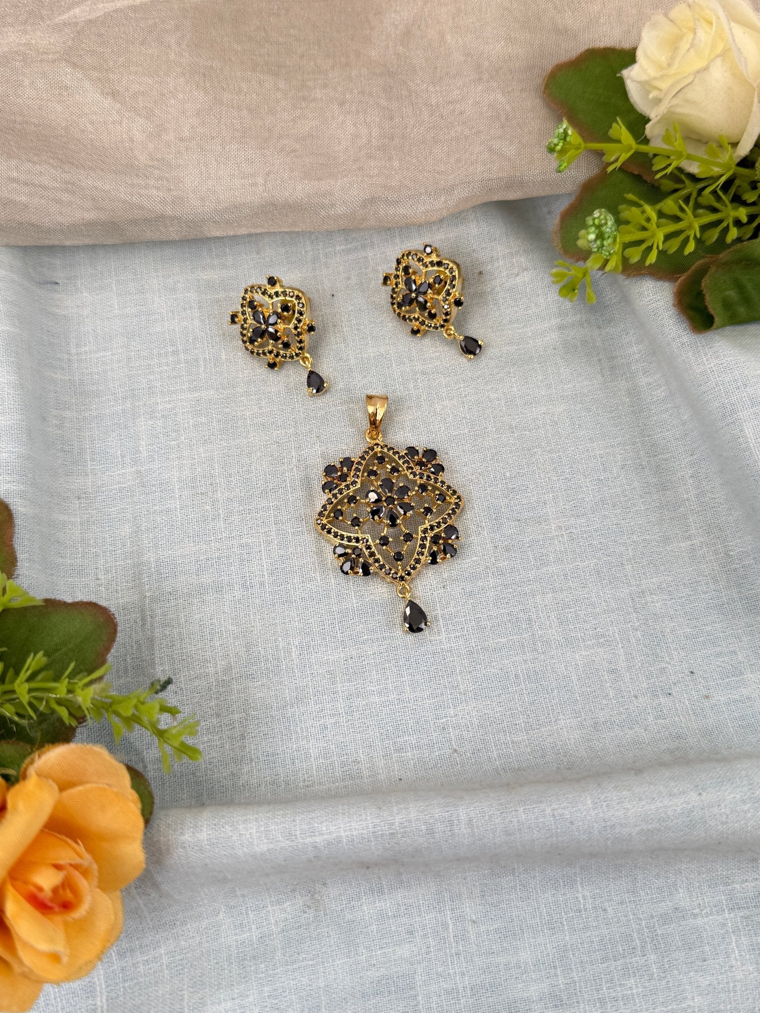 Designer Antique Stone Pendant With Earrings Set 251 - Mahilas