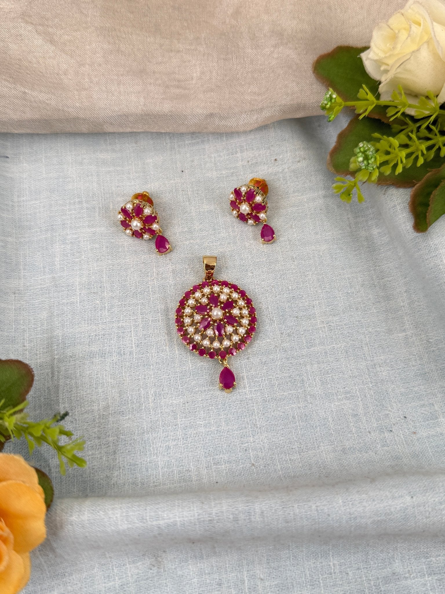 Designer Antique Stone Pendant With Earrings Set 252 - Mahilas