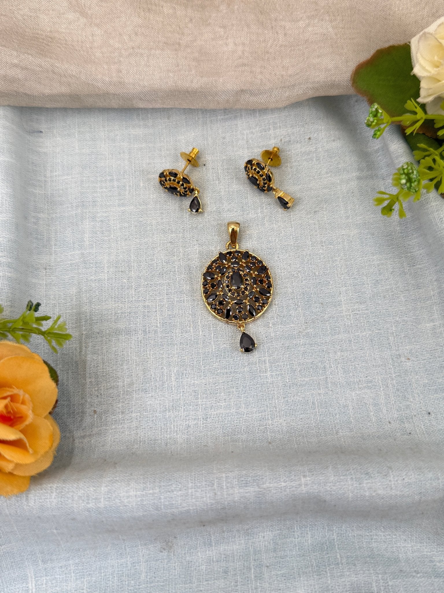 Designer Antique Stone Pendant With Earrings Set 272 - Mahilas