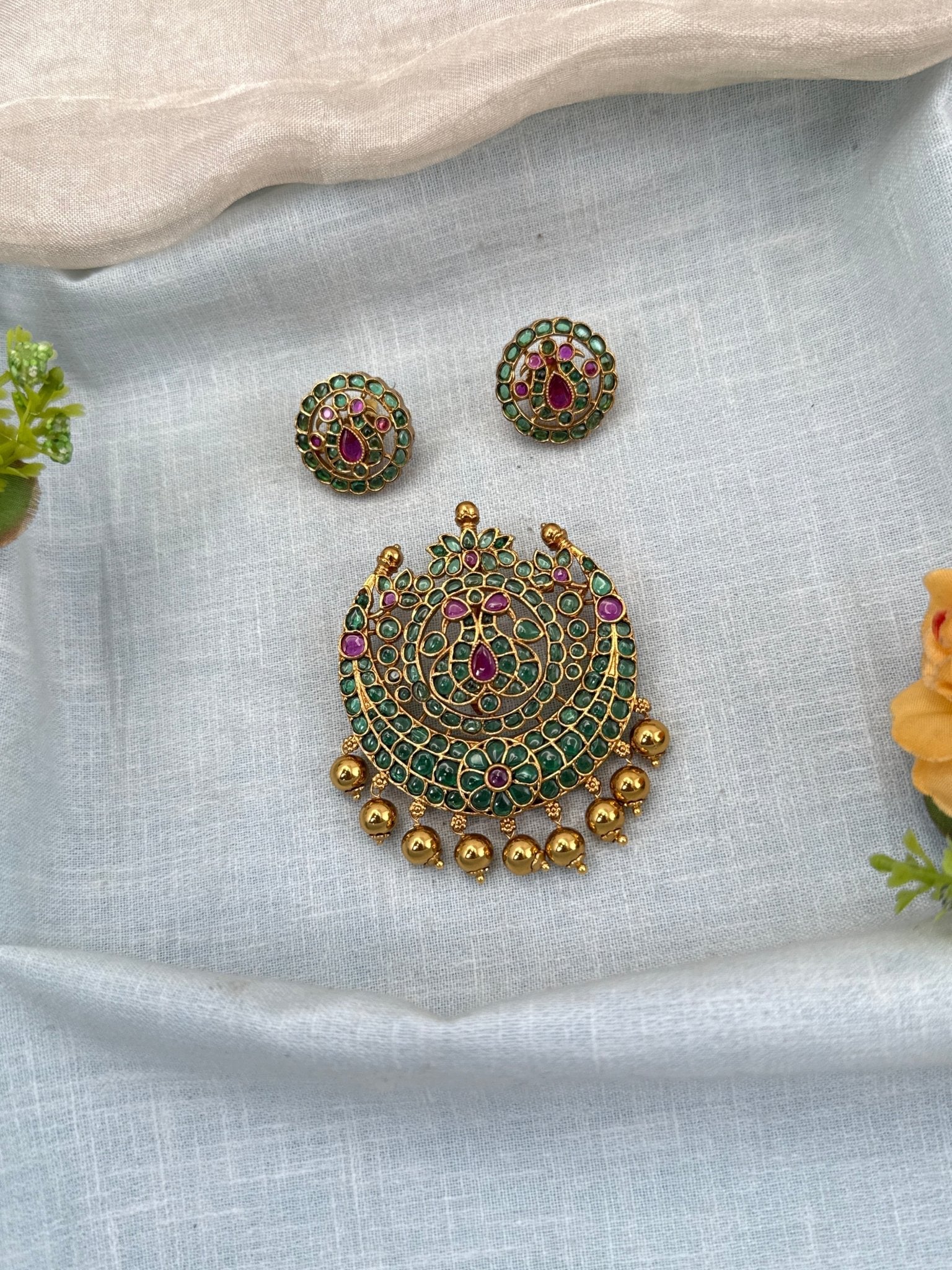Designer Antique Stone Pendant With Earrings Set 304 - Mahilas
