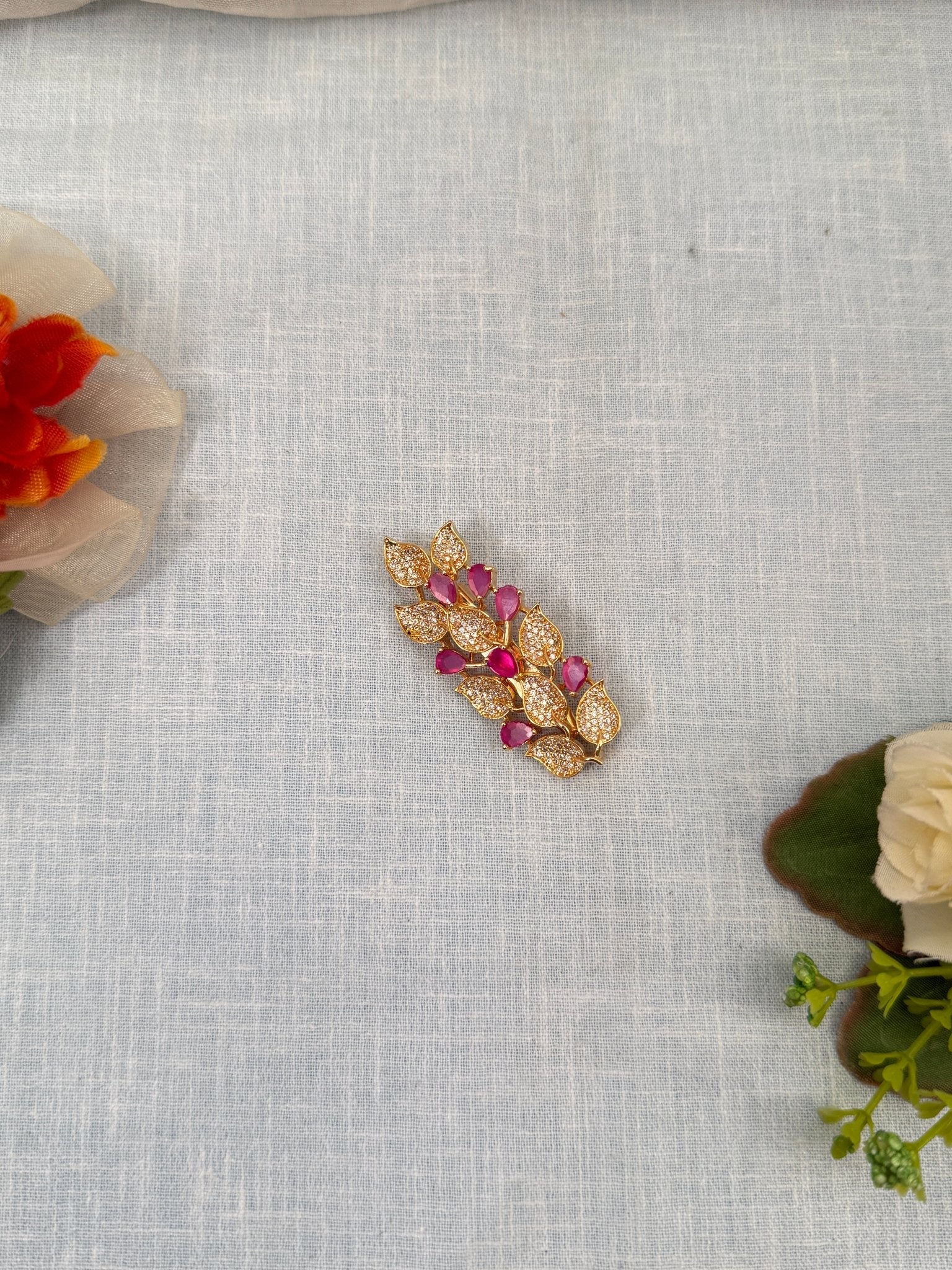 Designer Antique Stone Saree Pins 2001 - Mahilas