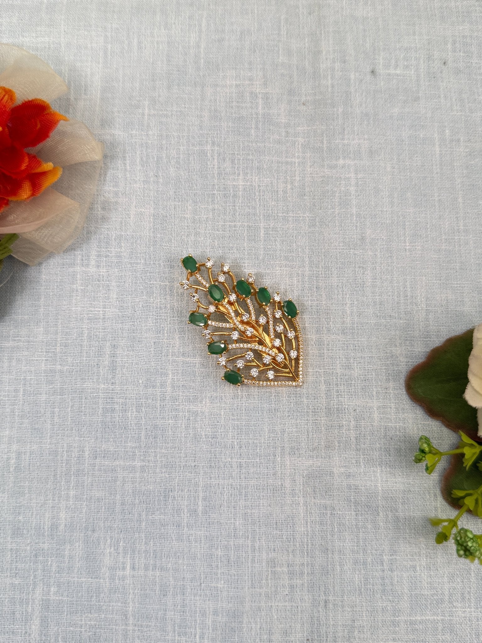 Designer Antique Stone Saree Pins 2004 - Mahilas