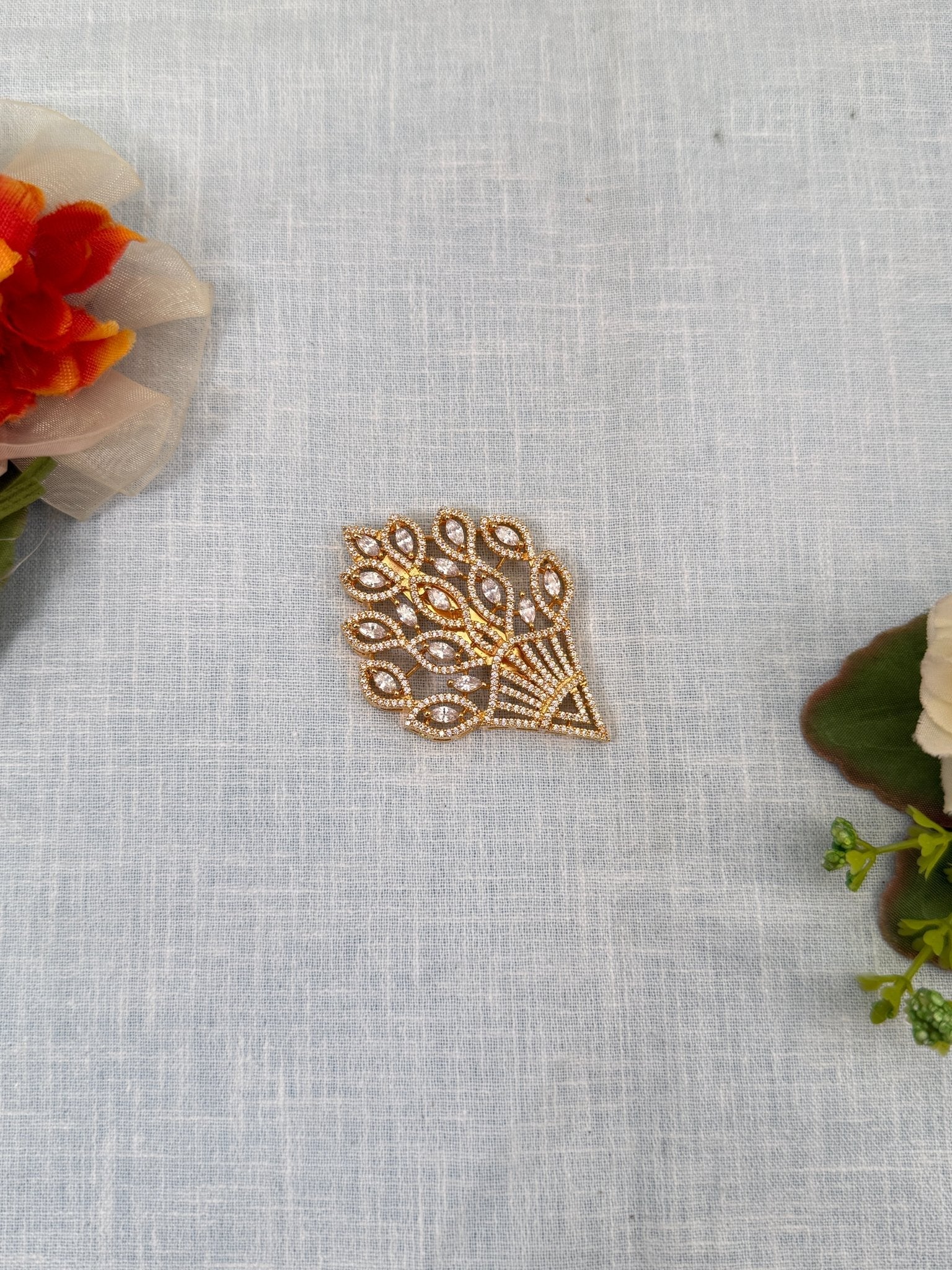 Designer Antique Stone Saree Pins 2010 - Mahilas