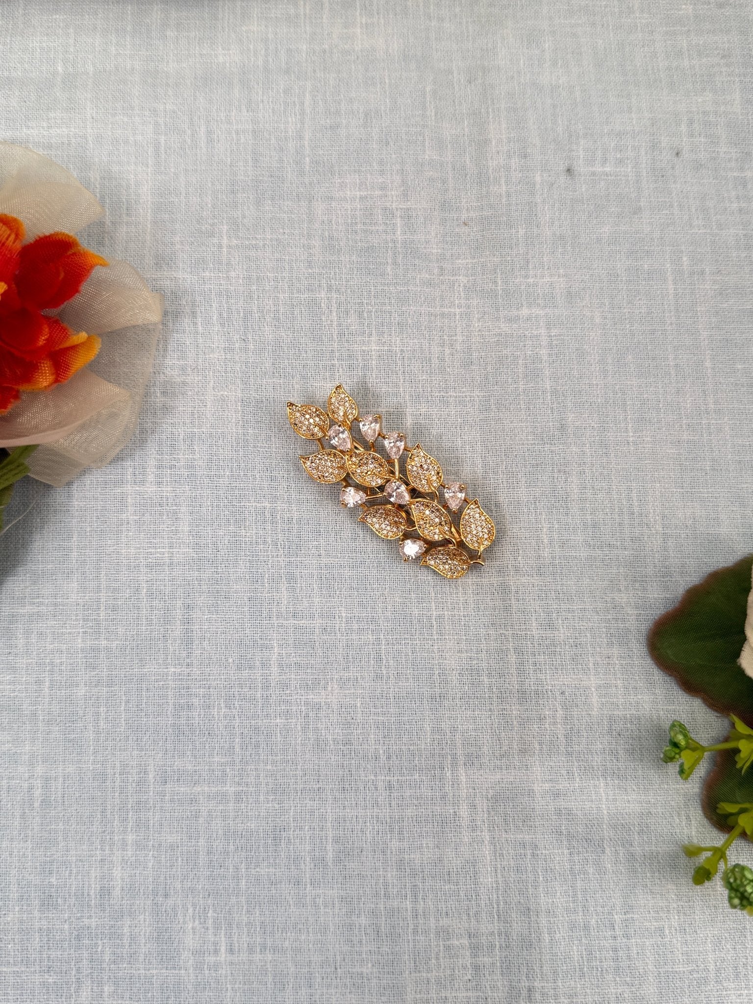 Designer Antique Stone Saree Pins 2012 - Mahilas