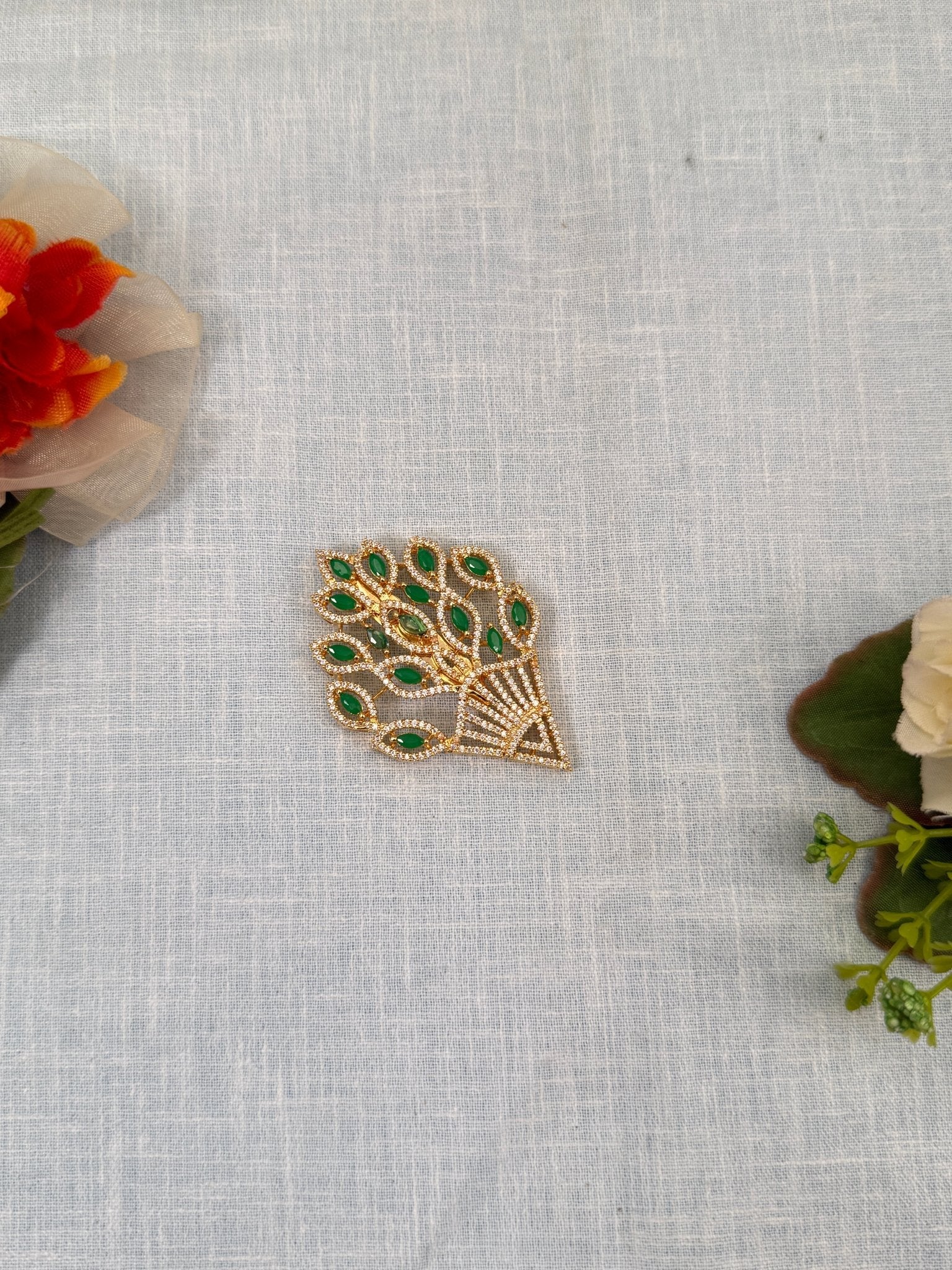 Designer Antique Stone Saree Pins 2013 - Mahilas