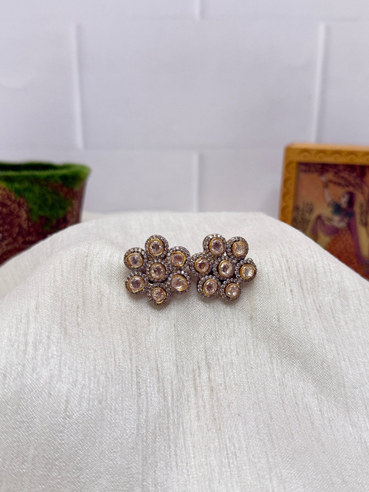 Designer Kundan Earrings 1152 - Mahilas