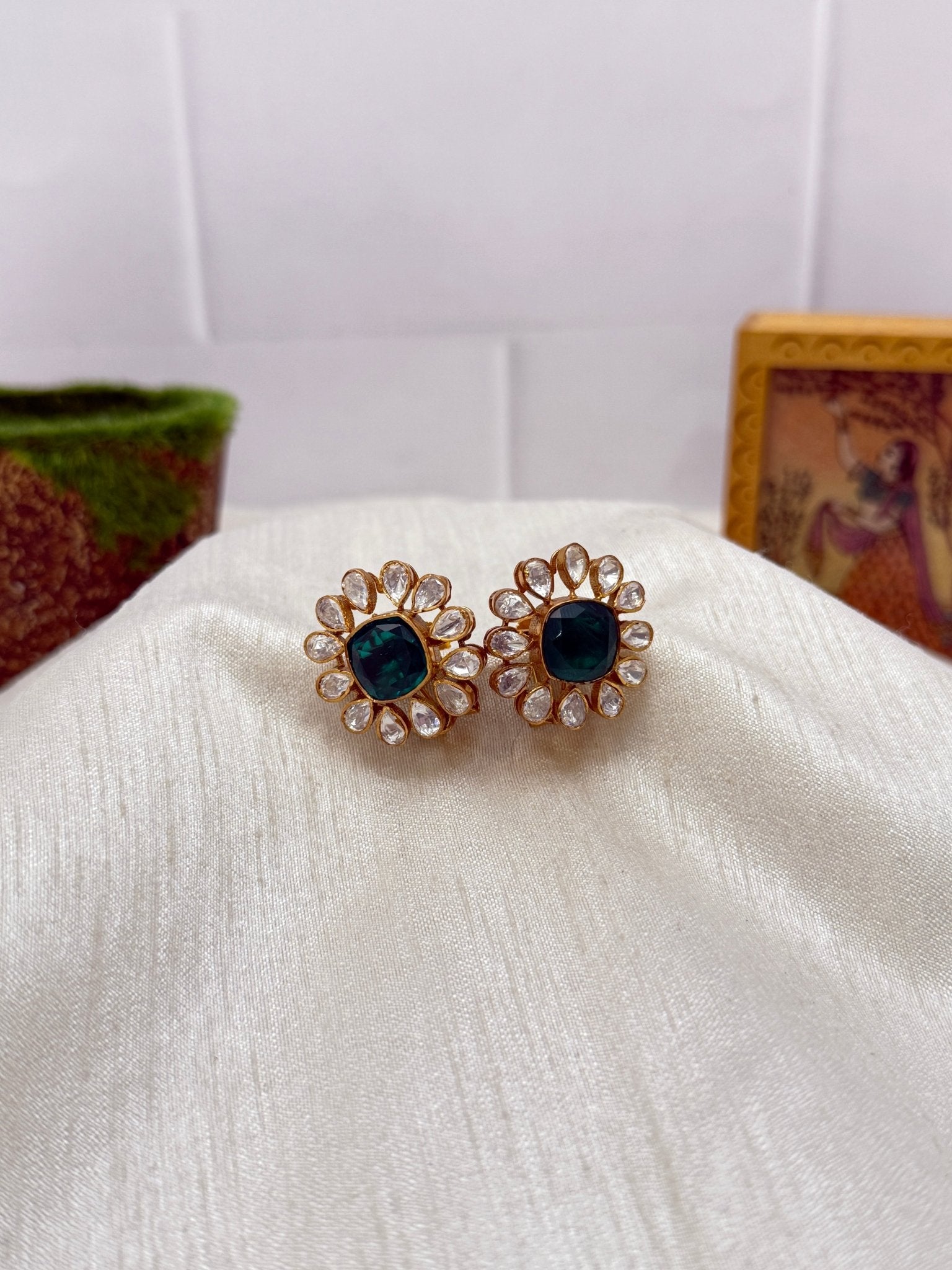 Designer Kundan Earrings 1154 - Mahilas