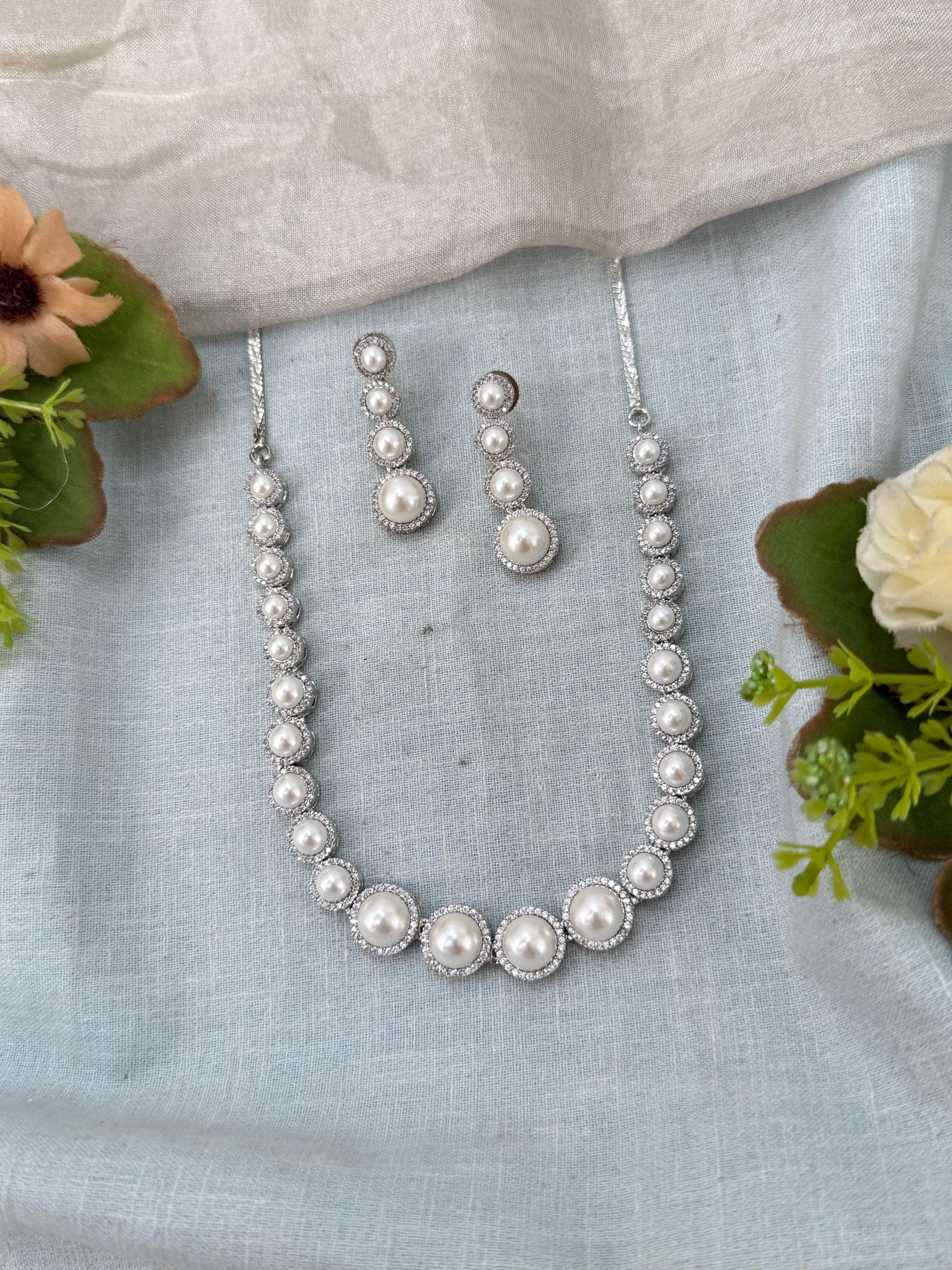 Designer Pearl Stone Short Necklace Set 832 - Mahilas