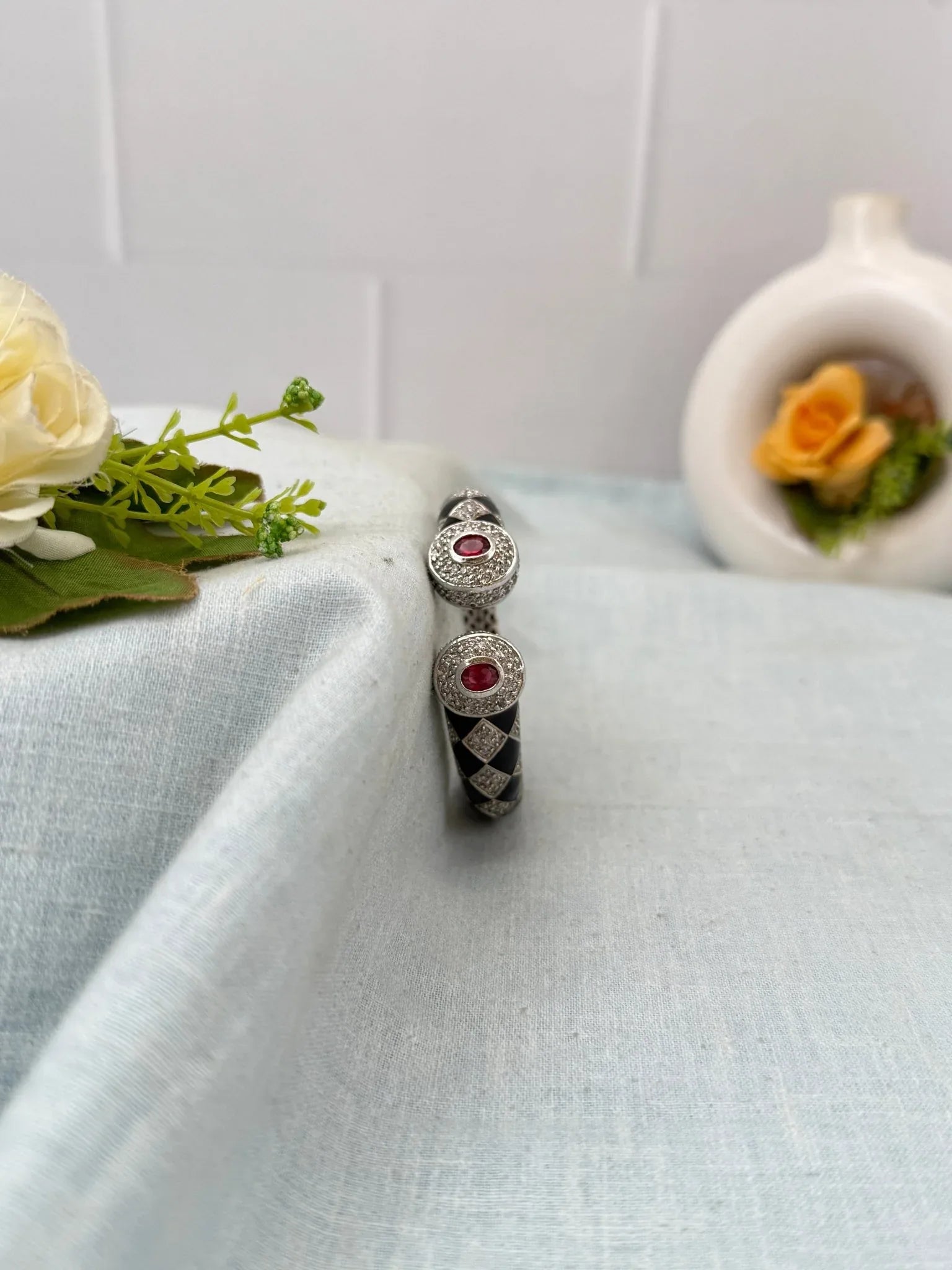 Designer Statement Stone Bracelet 7053 - Mahilas