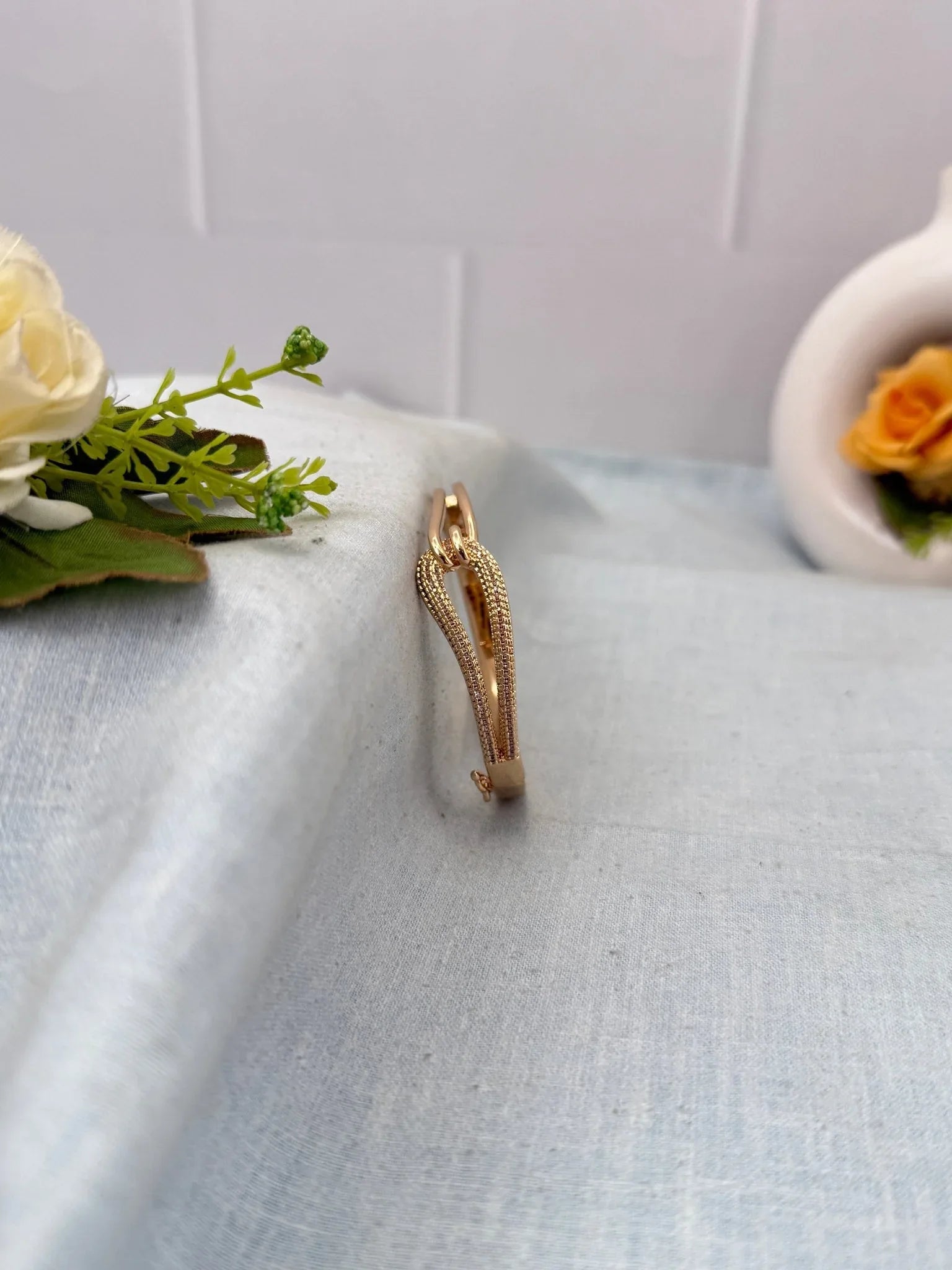 Designer Statement Stone Bracelet 7058 - Mahilas