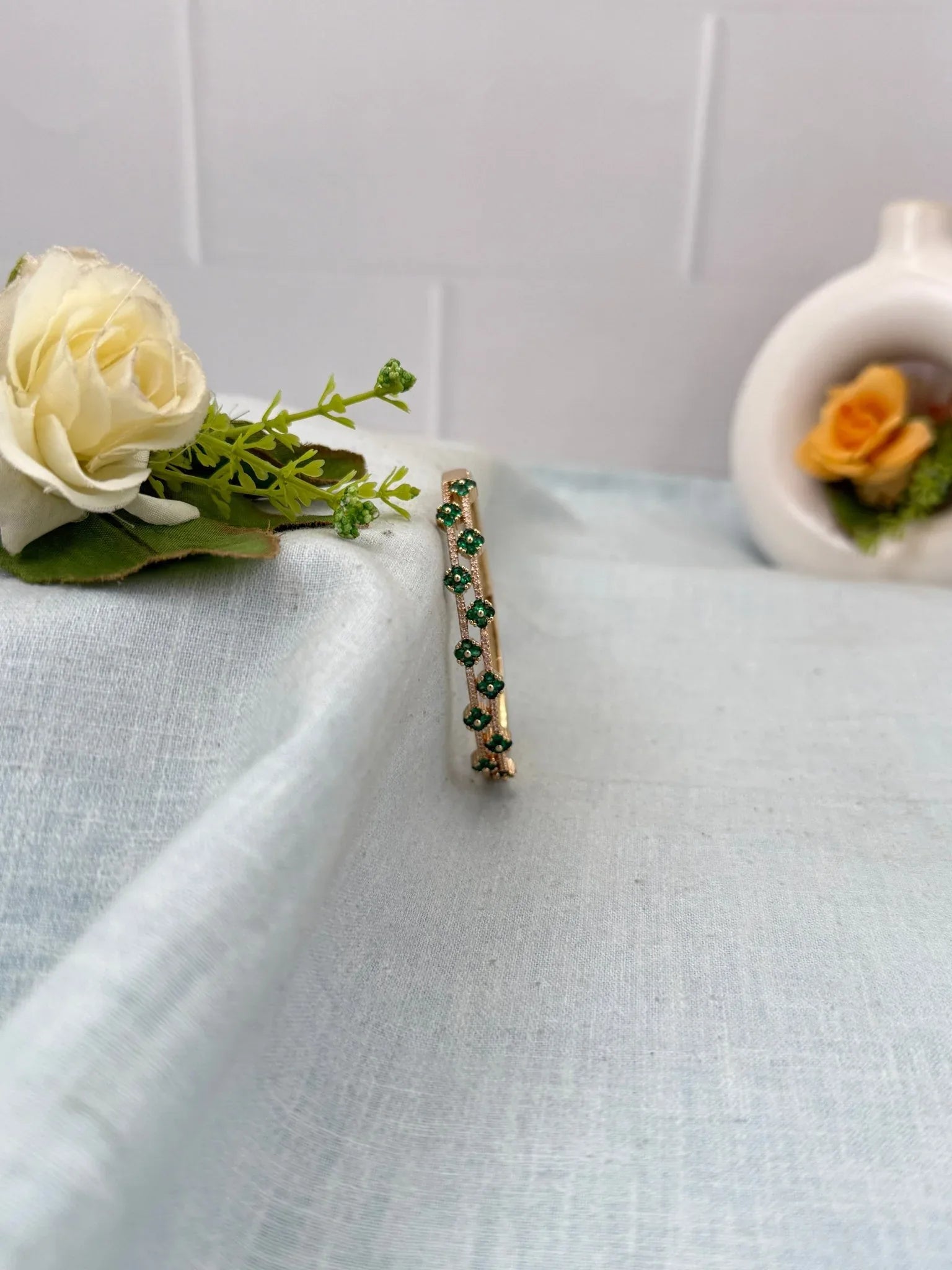 Designer Statement Stone Bracelet 7063 - Mahilas