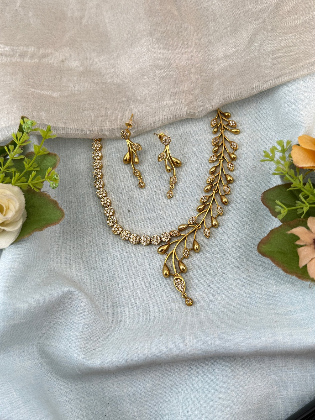 Designer Stone Gold Necklace Set | N0058 - Mahilas